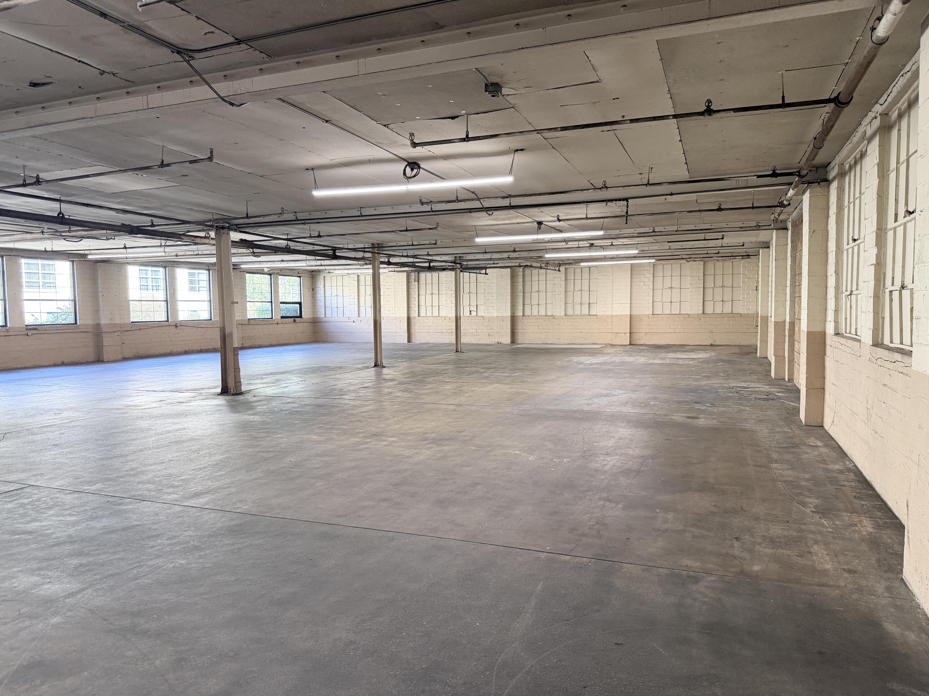 160 W Washington Avenue C Property Photo 14