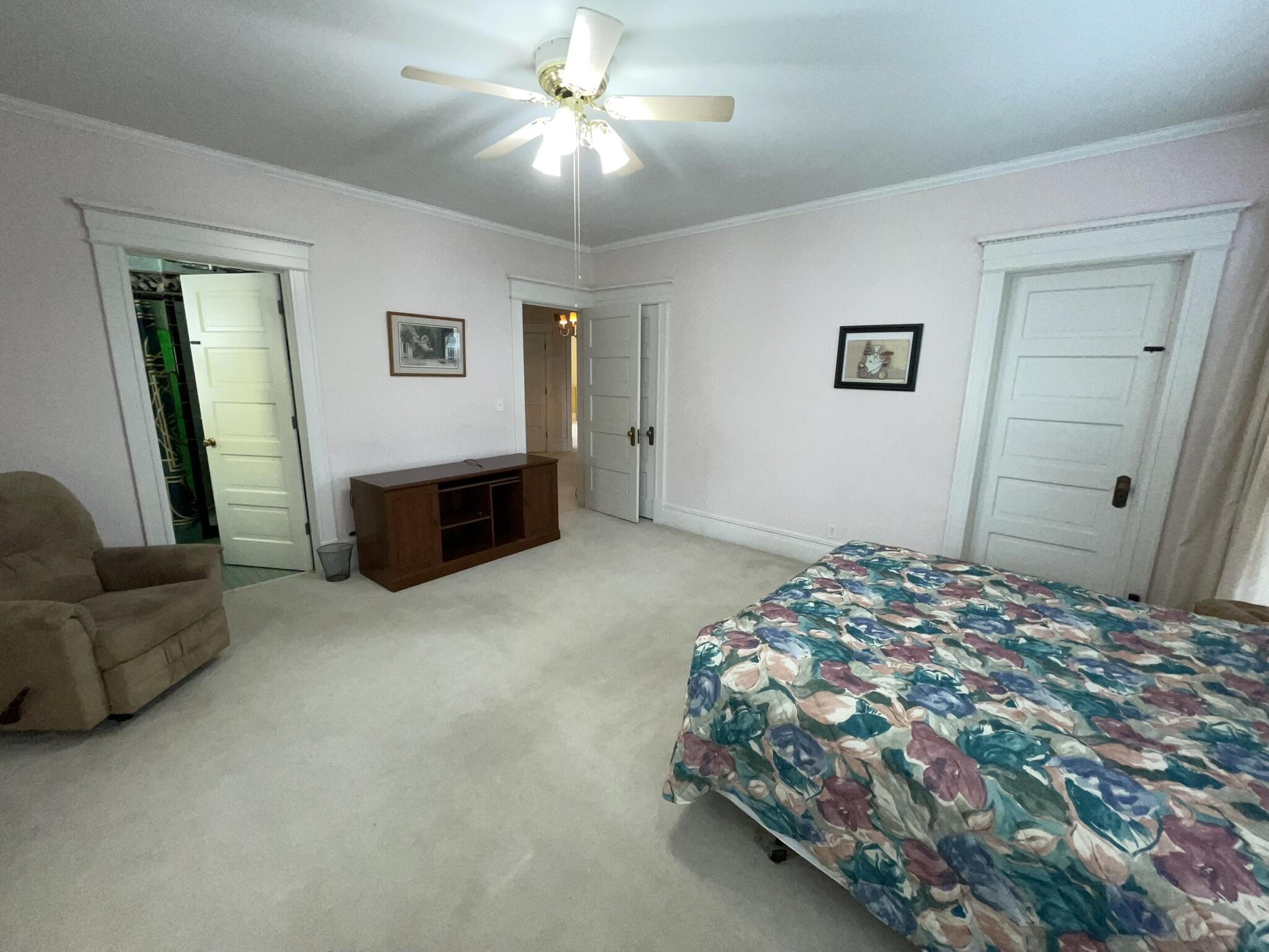 623 N State Street Property Photo 46