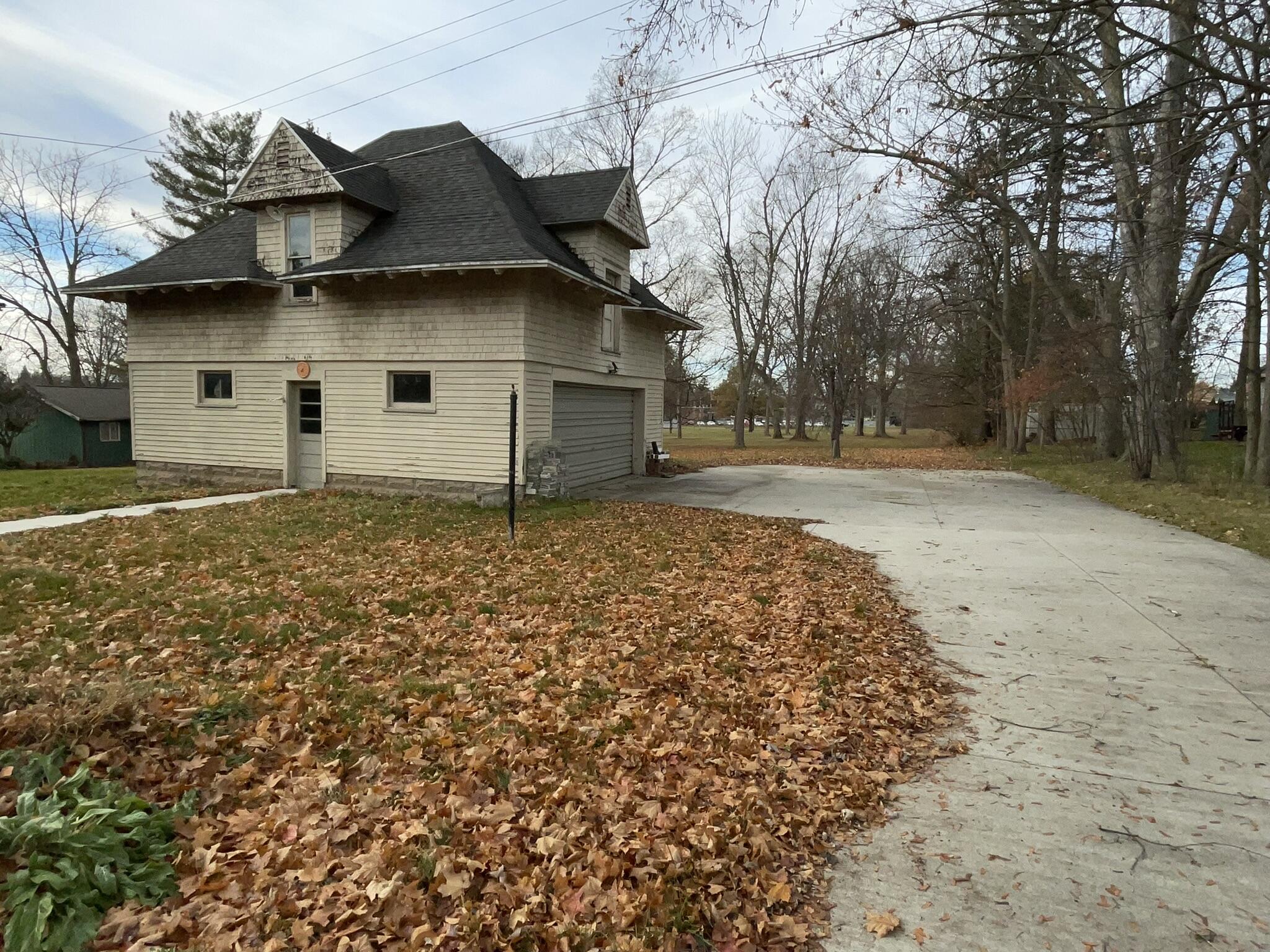 623 N State Street Property Photo 65