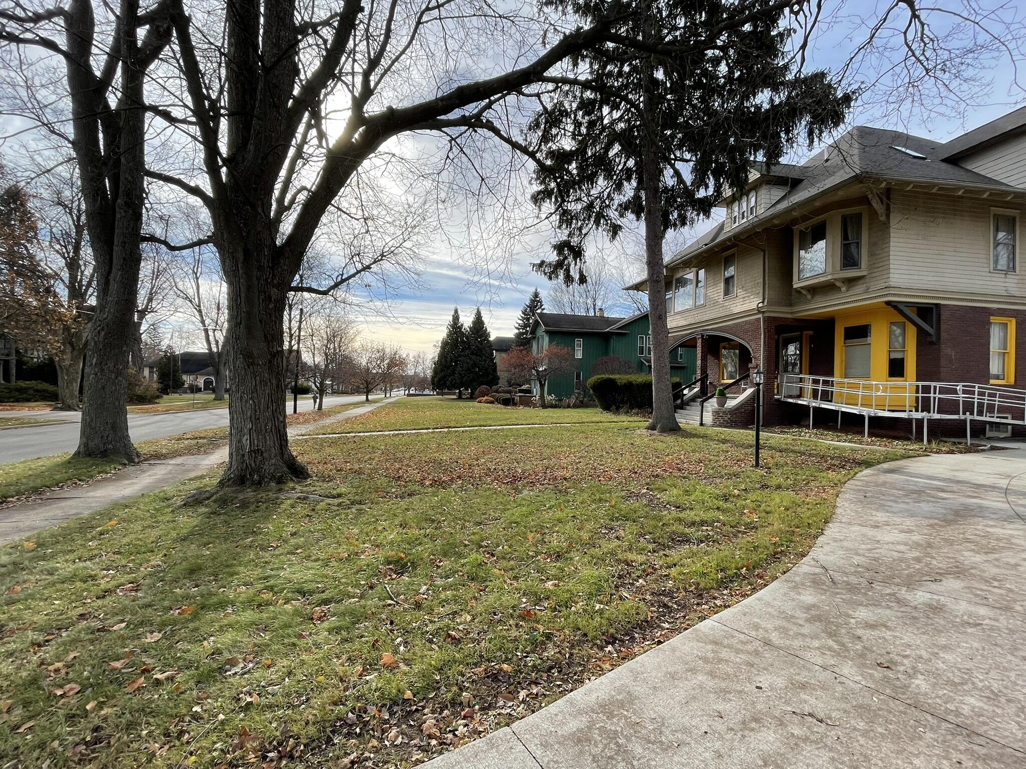 623 N State Street Property Photo 71