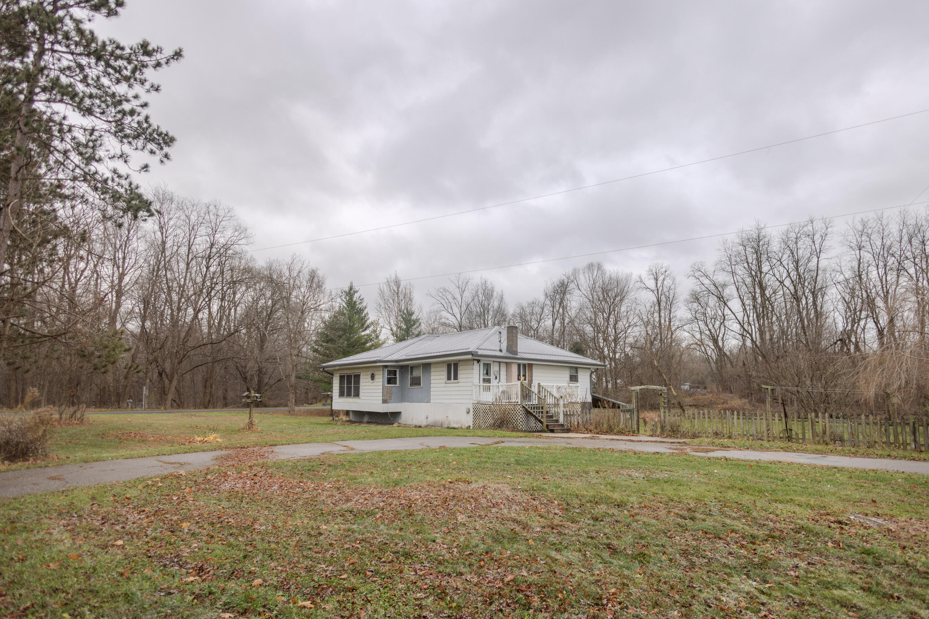 11102 S 34th Street Property Photo 2