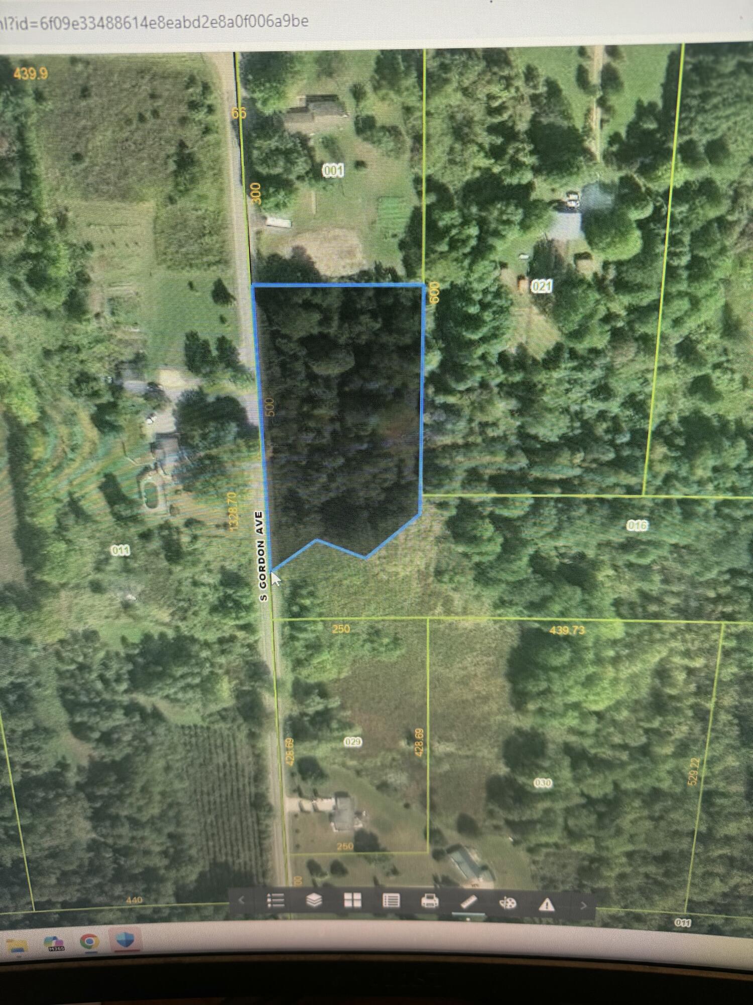 11298 S Gordon Avenue Property Photo 3