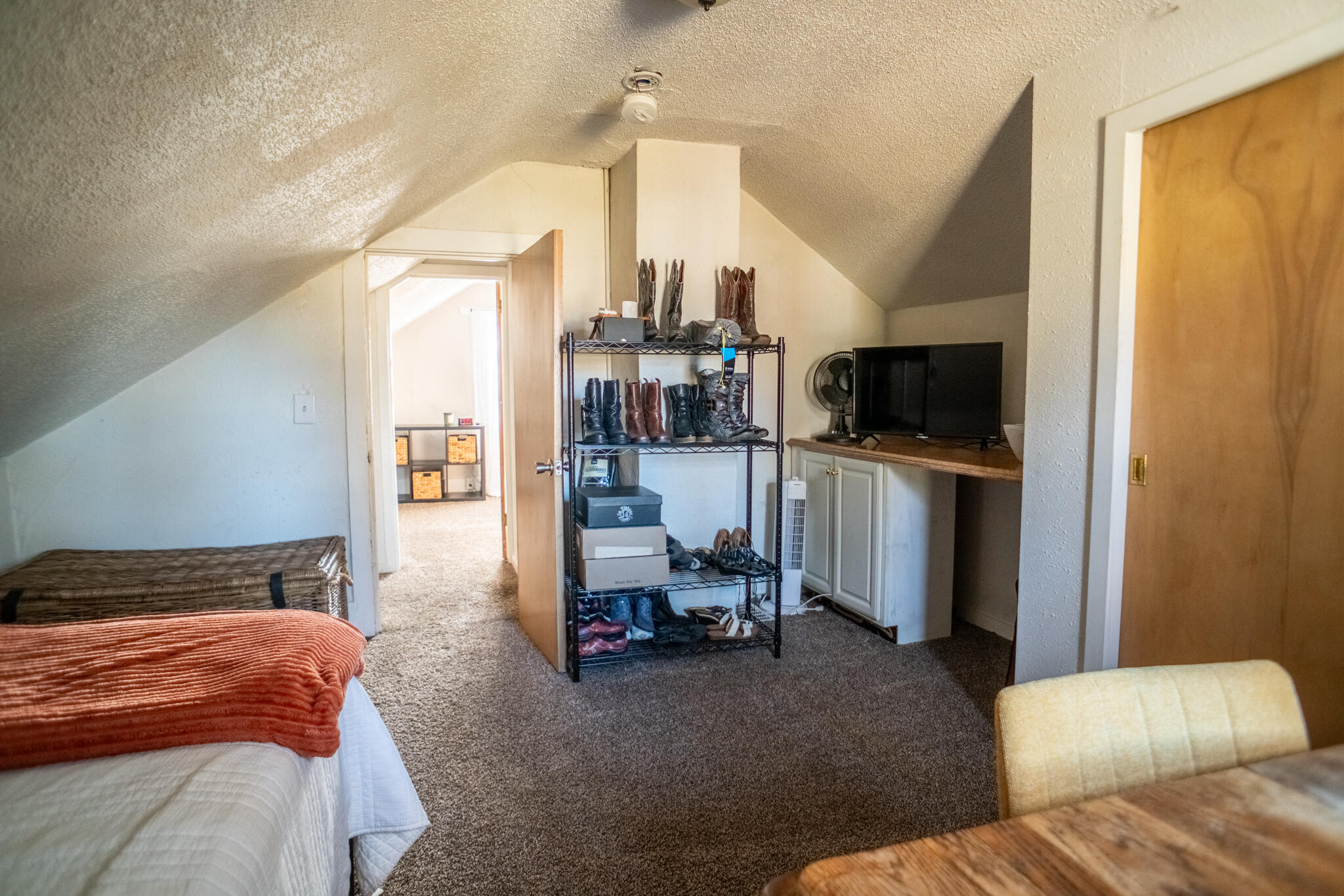274 6th Avenue Property Photo 15