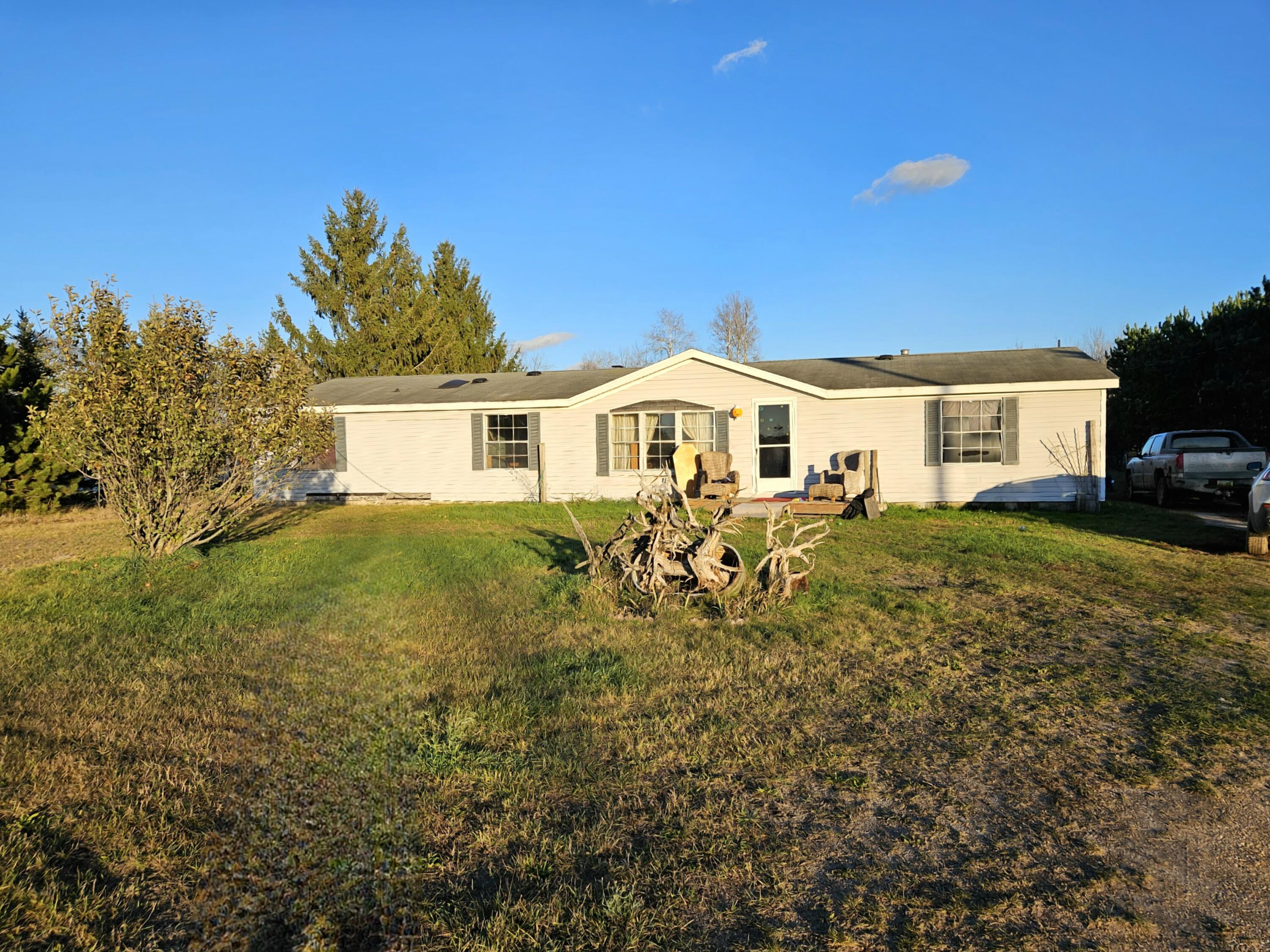 9156 50th Avenue Property Photo 1