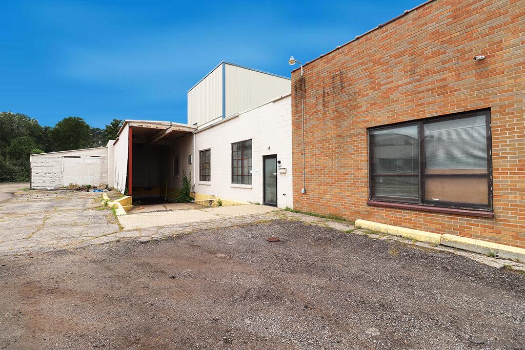 9702 Portage Road Property Photo 11