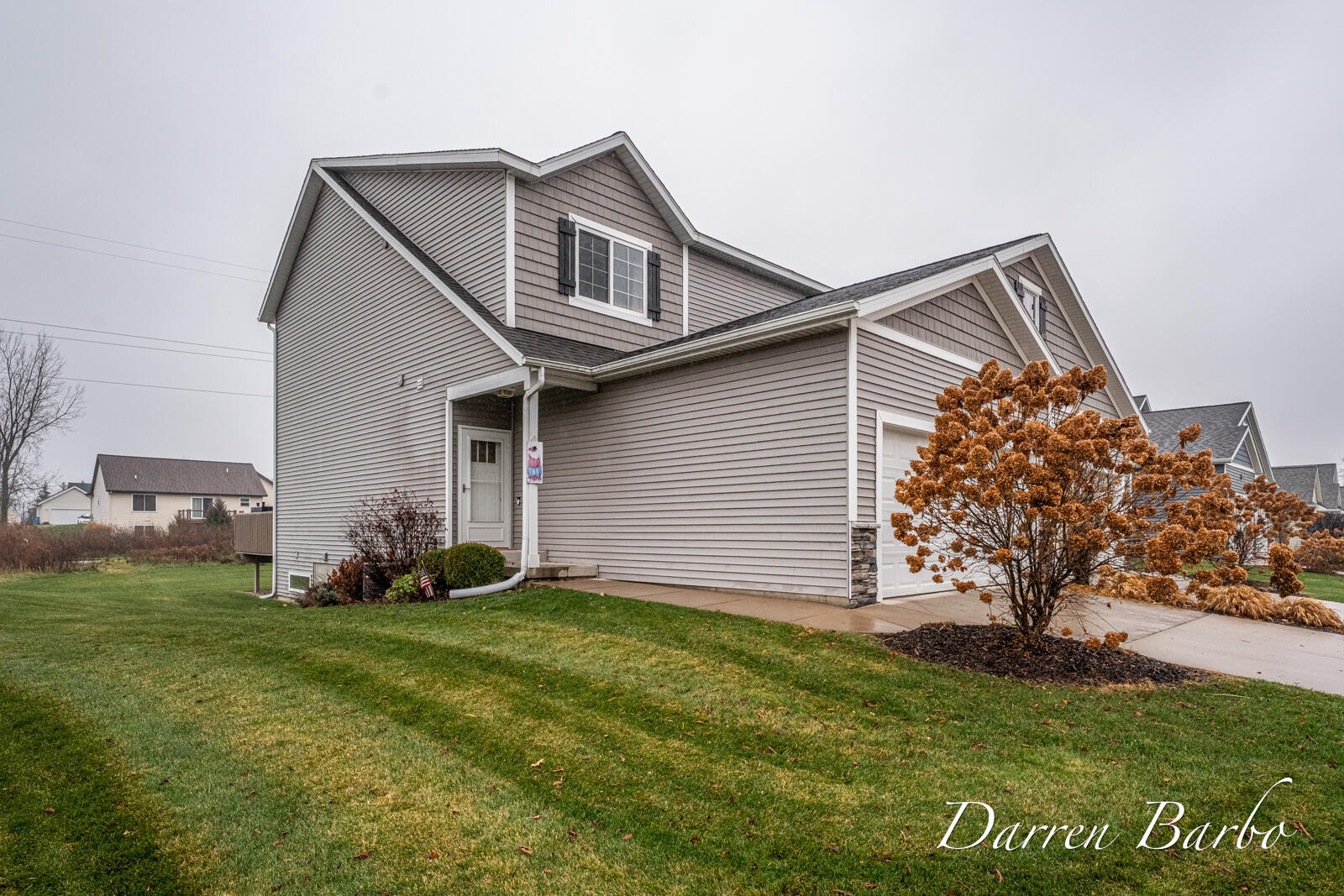 3684 Merriville Court Property Photo 2