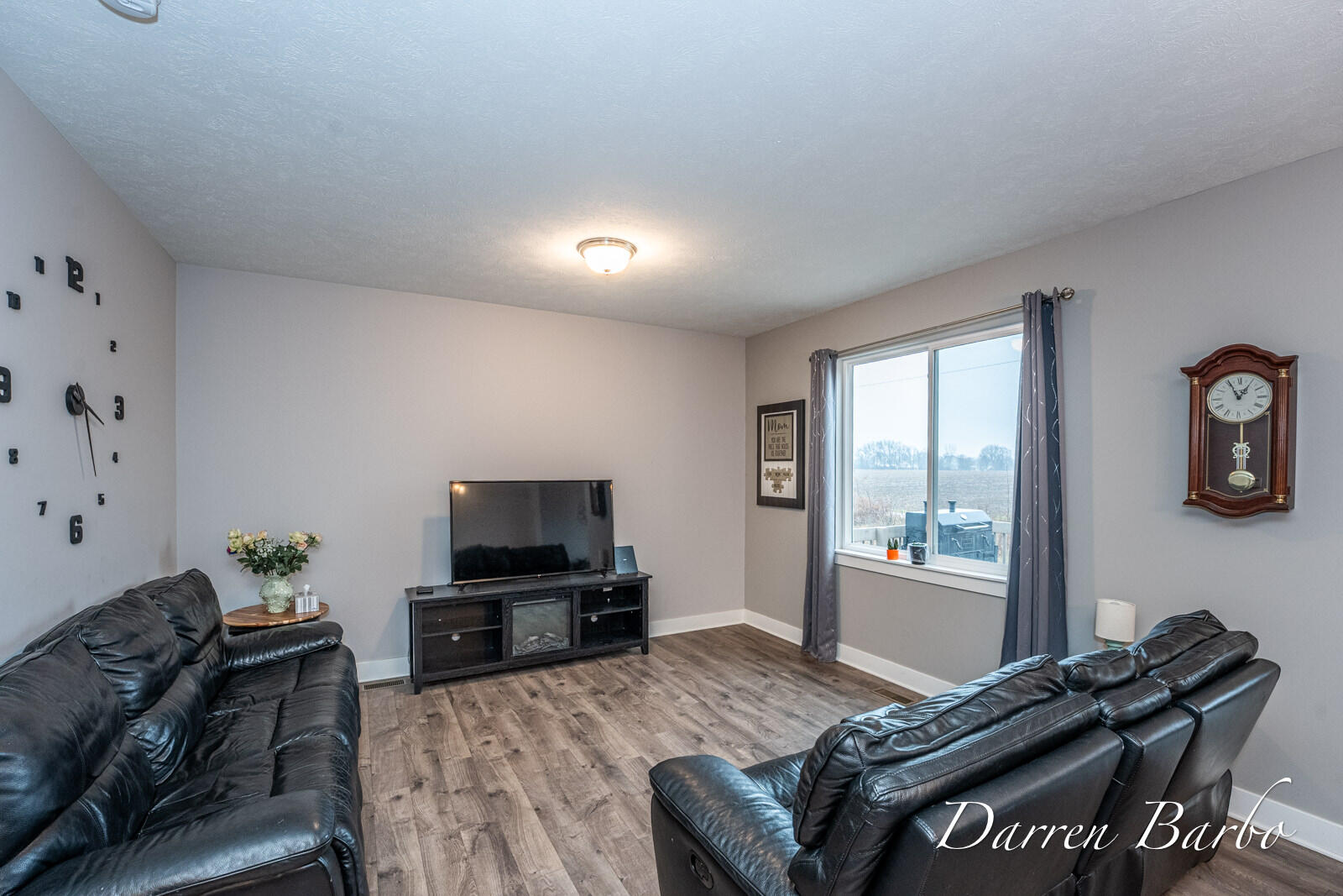 3684 Merriville Court Property Photo 6