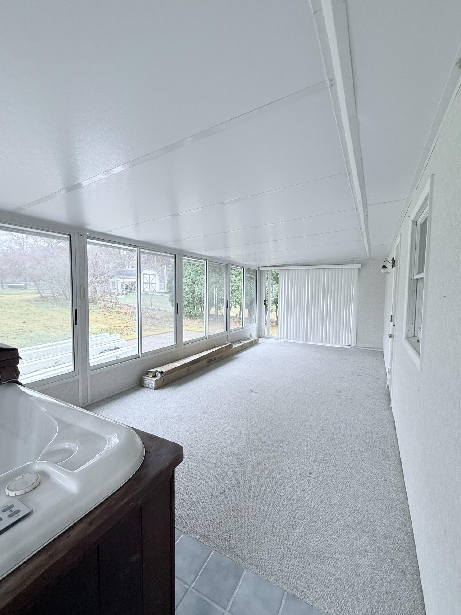 125 Loyd Drive Property Photo 5