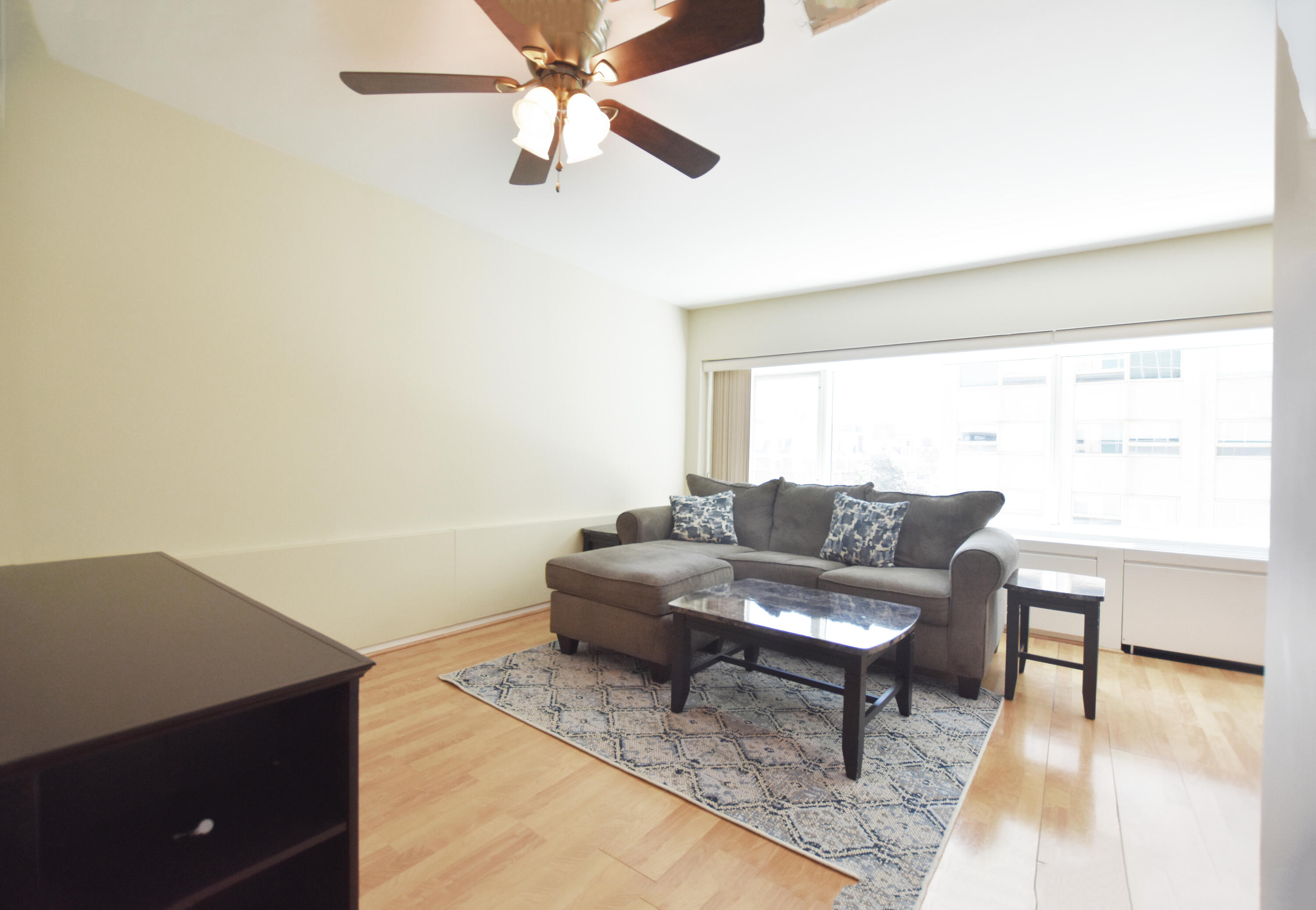 555 E William Street 3j Property Photo 1