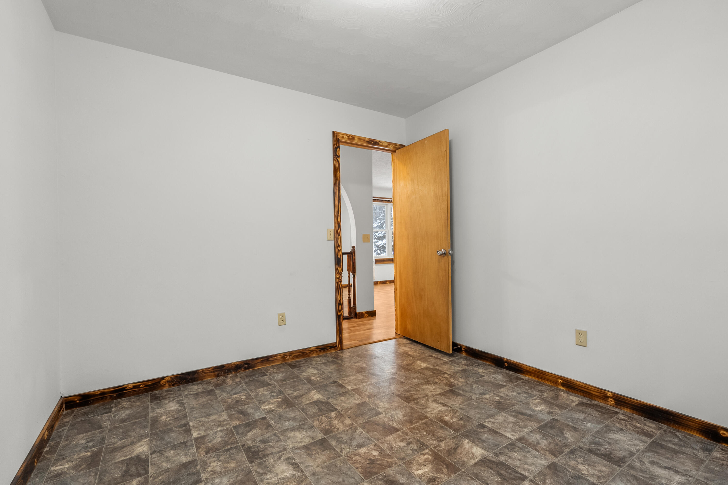 1707 W Bristol Road Property Photo 40