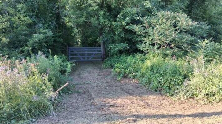 2610 N Wixom Road Property Photo 7