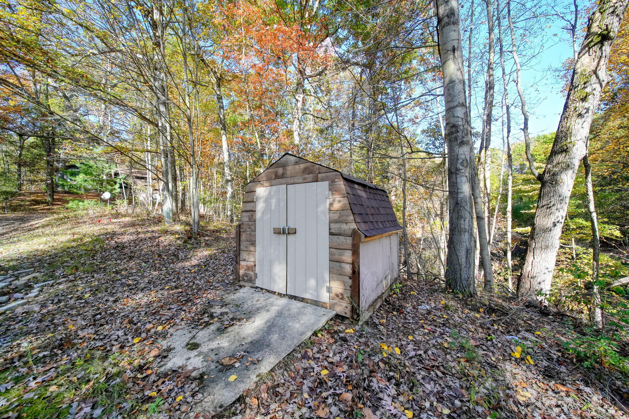 270 Wood Hills Drive Property Photo 43
