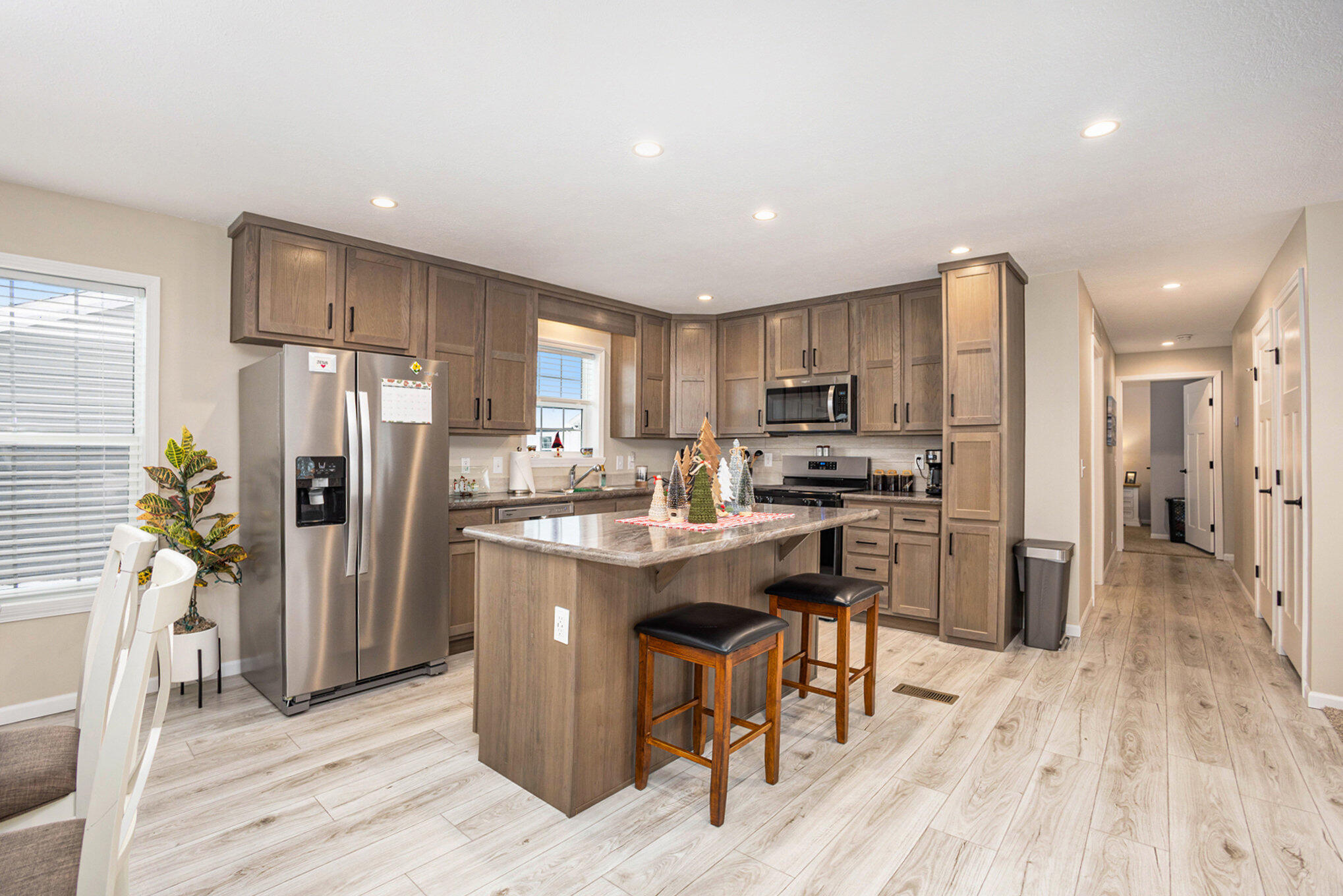 5219 Hollow Lane Property Photo 8