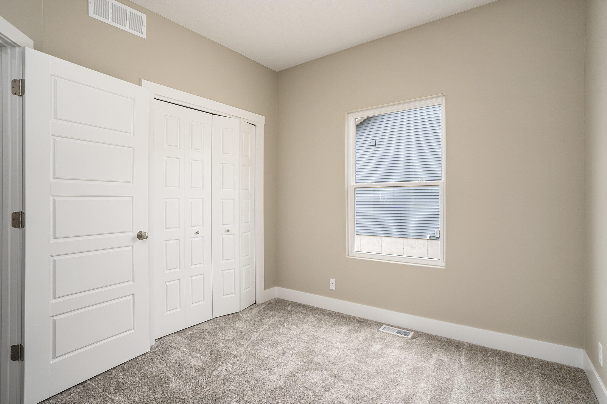 2471 Gray Wolf Way Property Photo 9