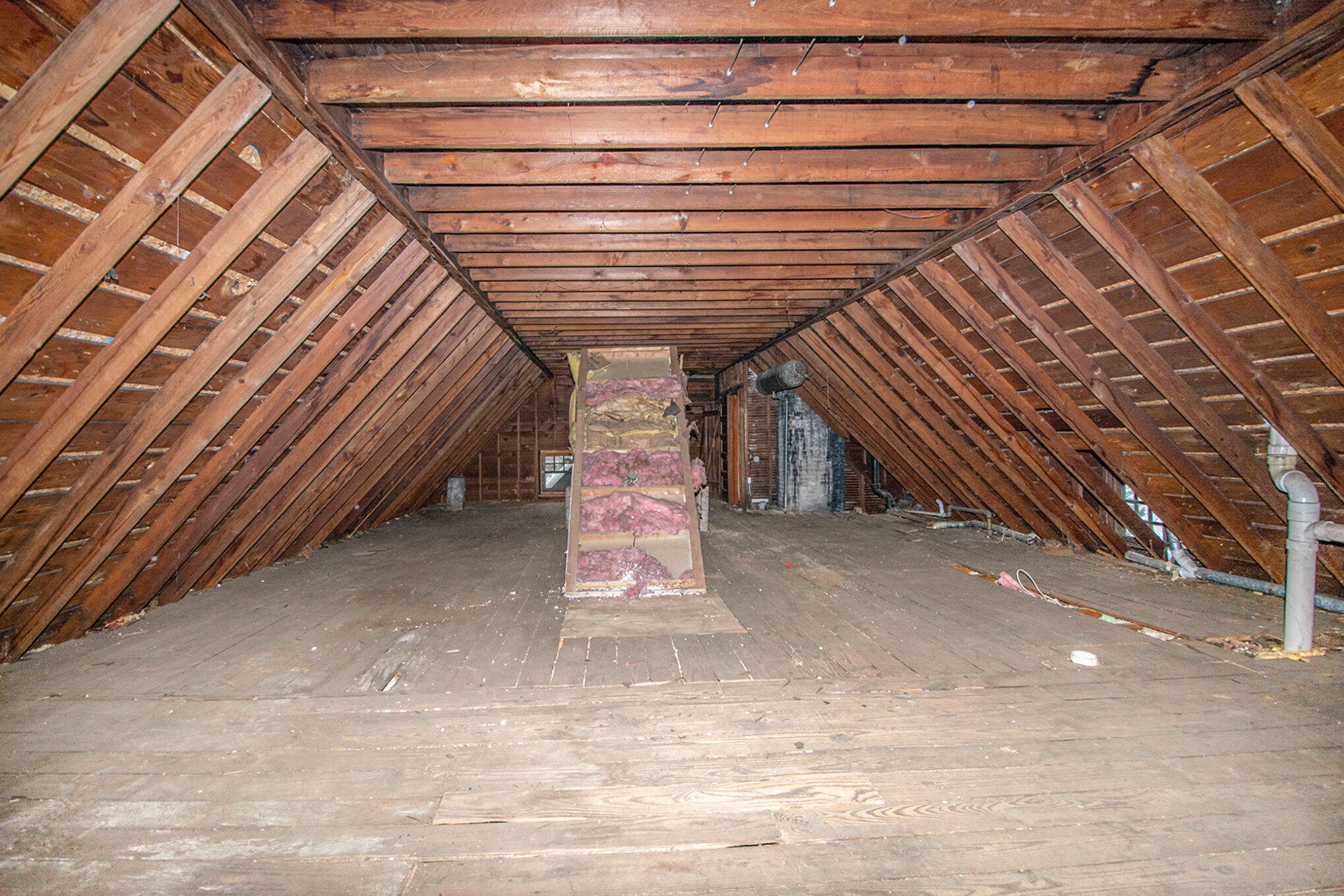 542 A Street Property Photo 38