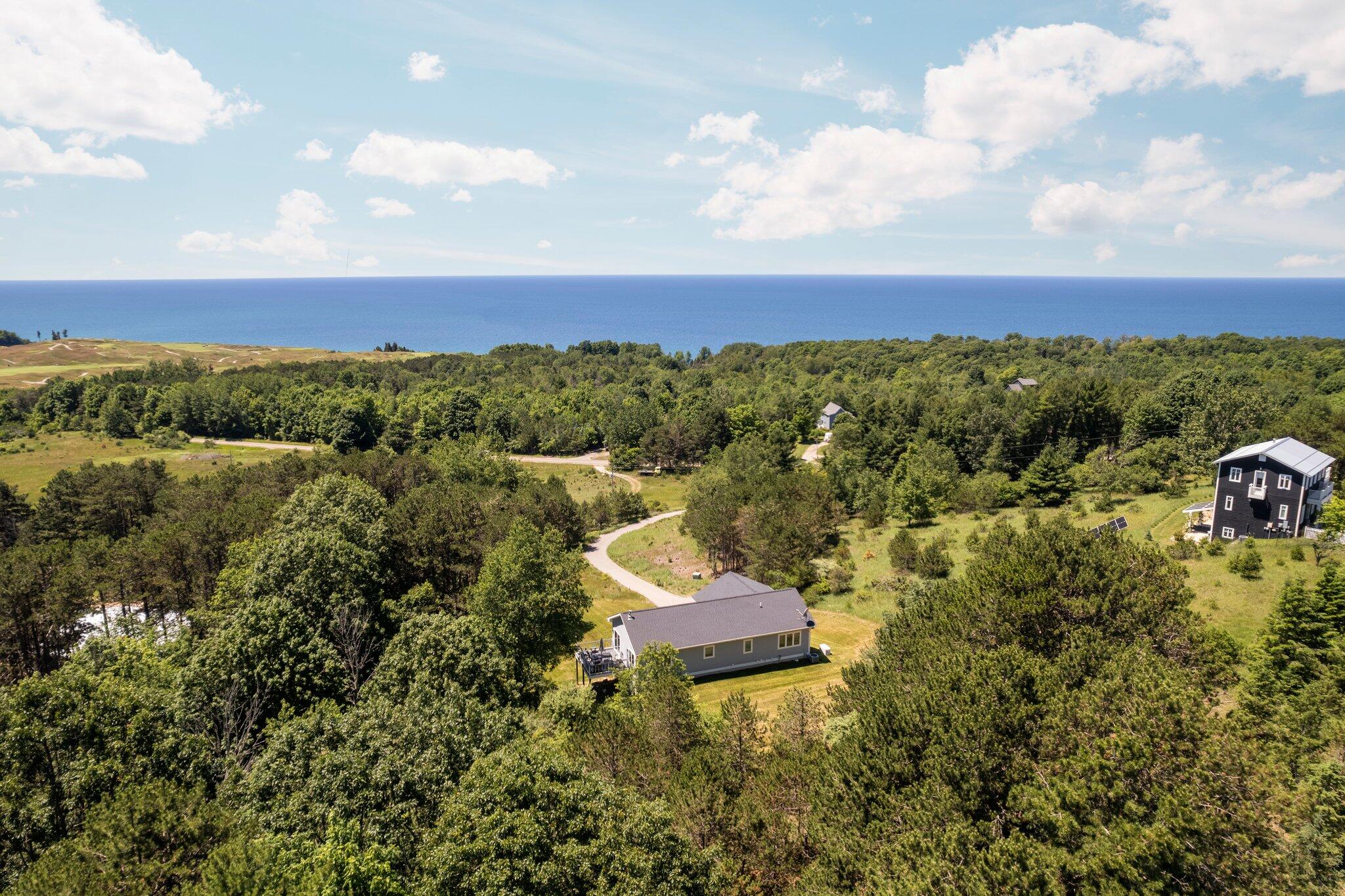15241 Maxey Road Property Photo 3