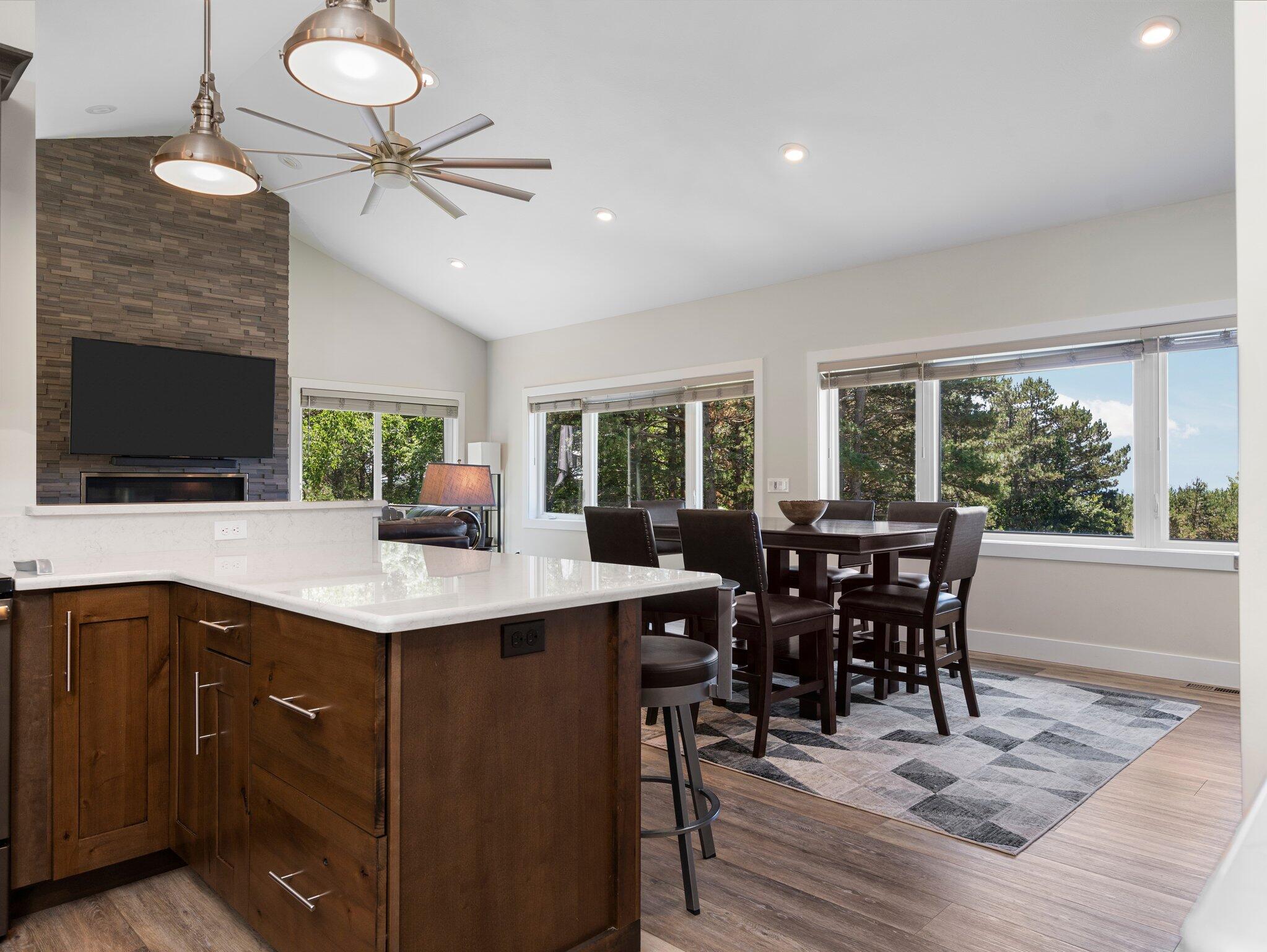 15241 Maxey Road Property Photo 16
