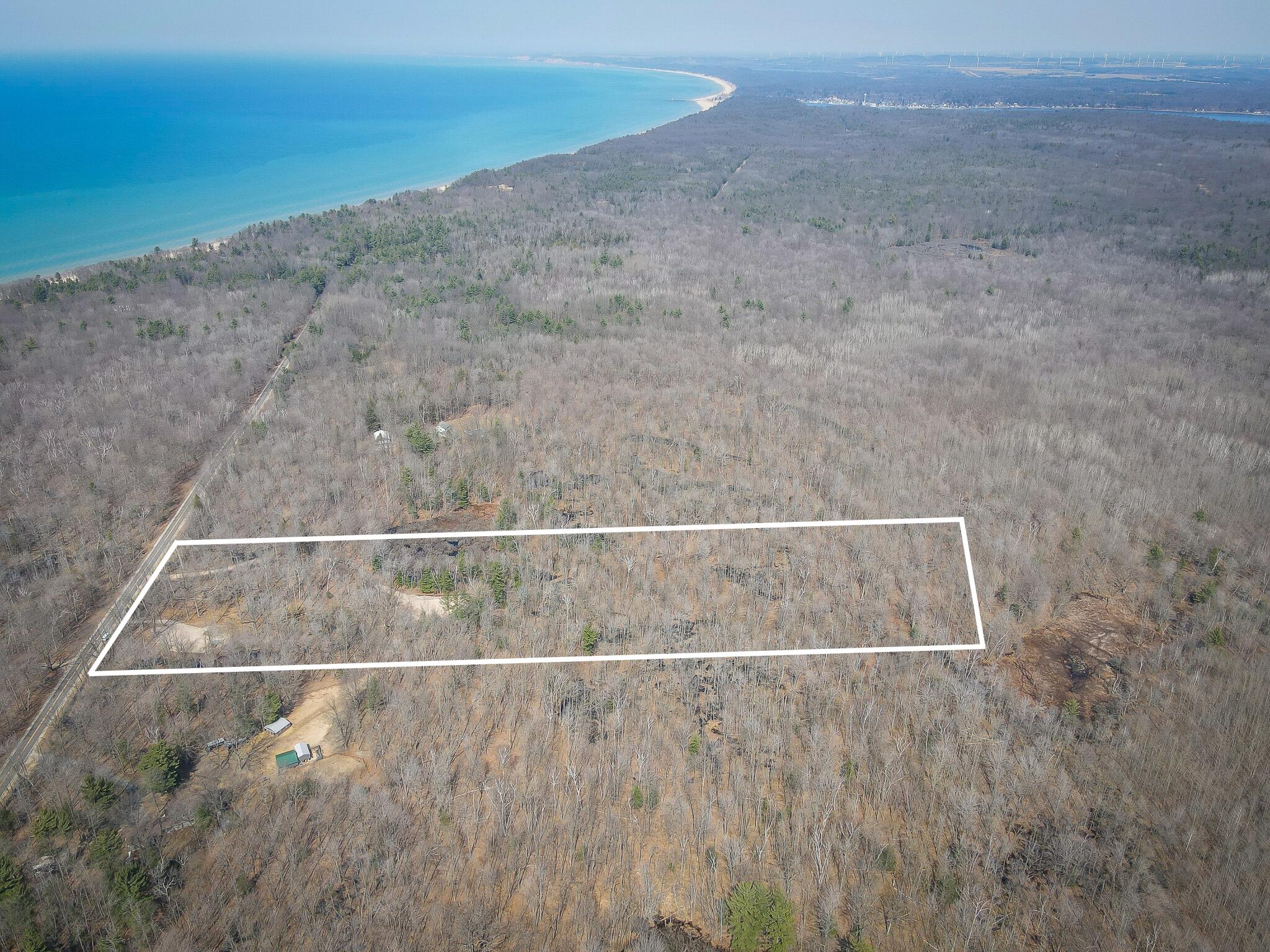 4986 N Ridge Road Property Photo 2