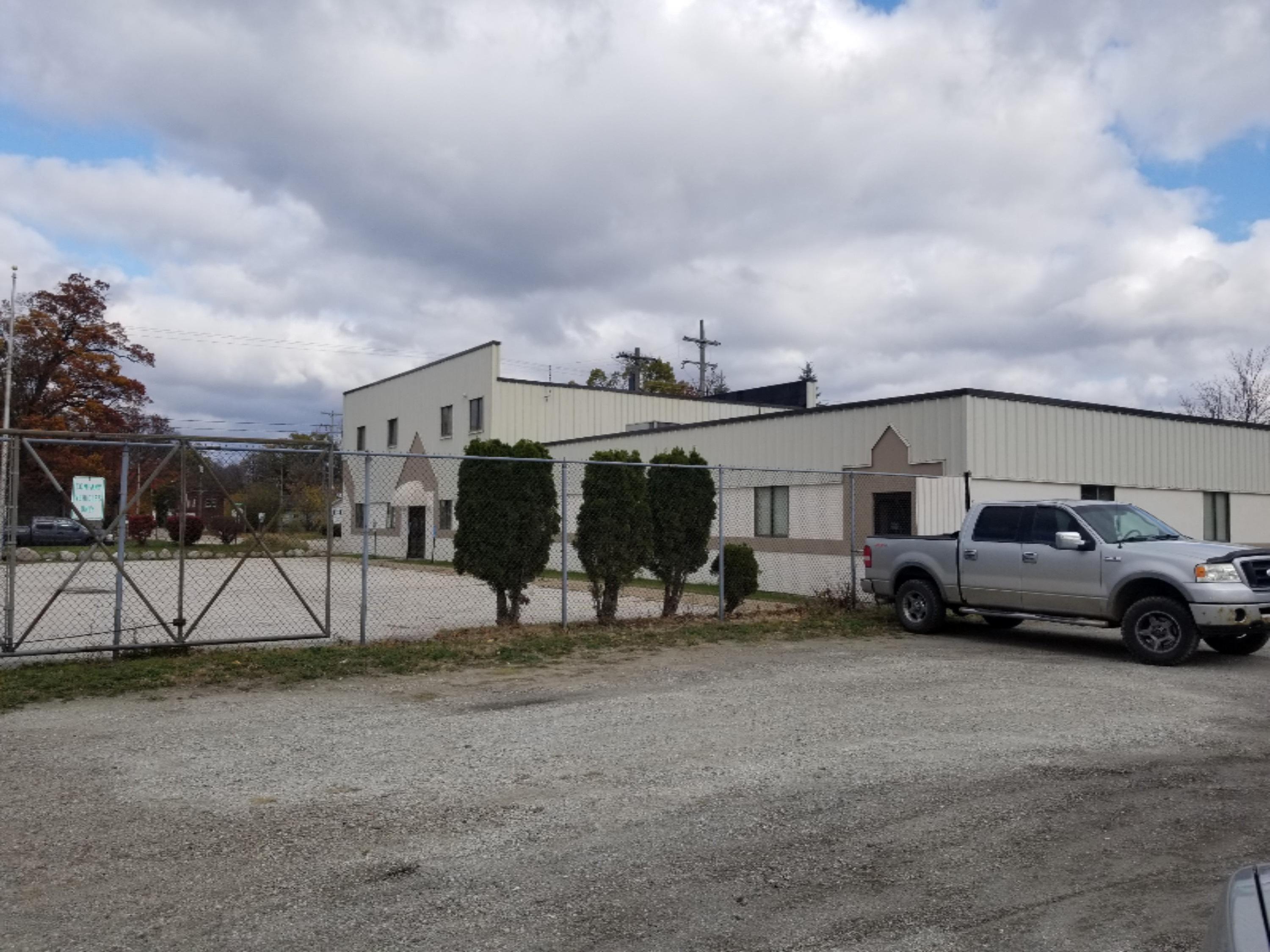 721 W Laketon Avenue Office Property Photo 2
