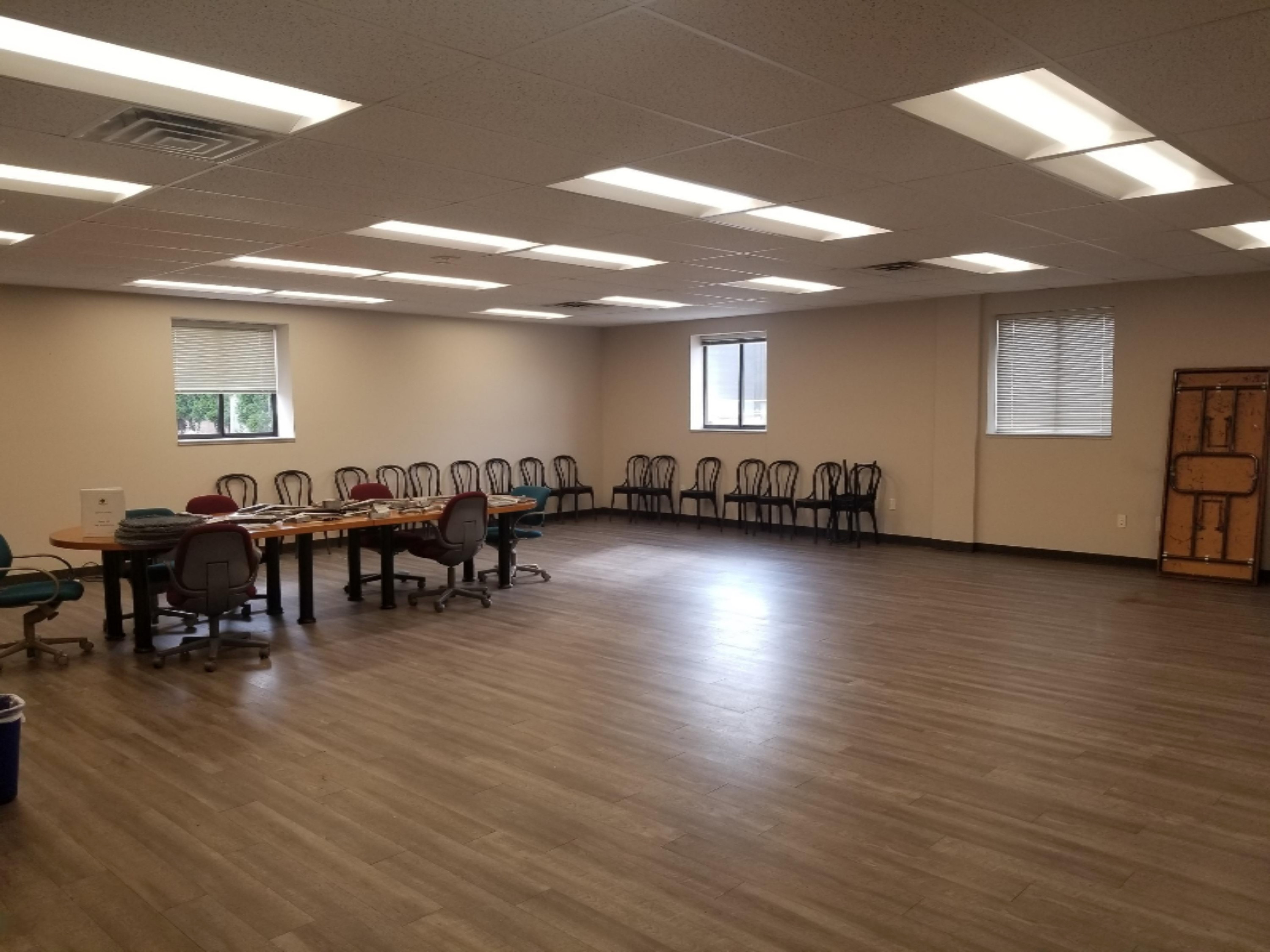 721 W Laketon Avenue Office Property Photo 5