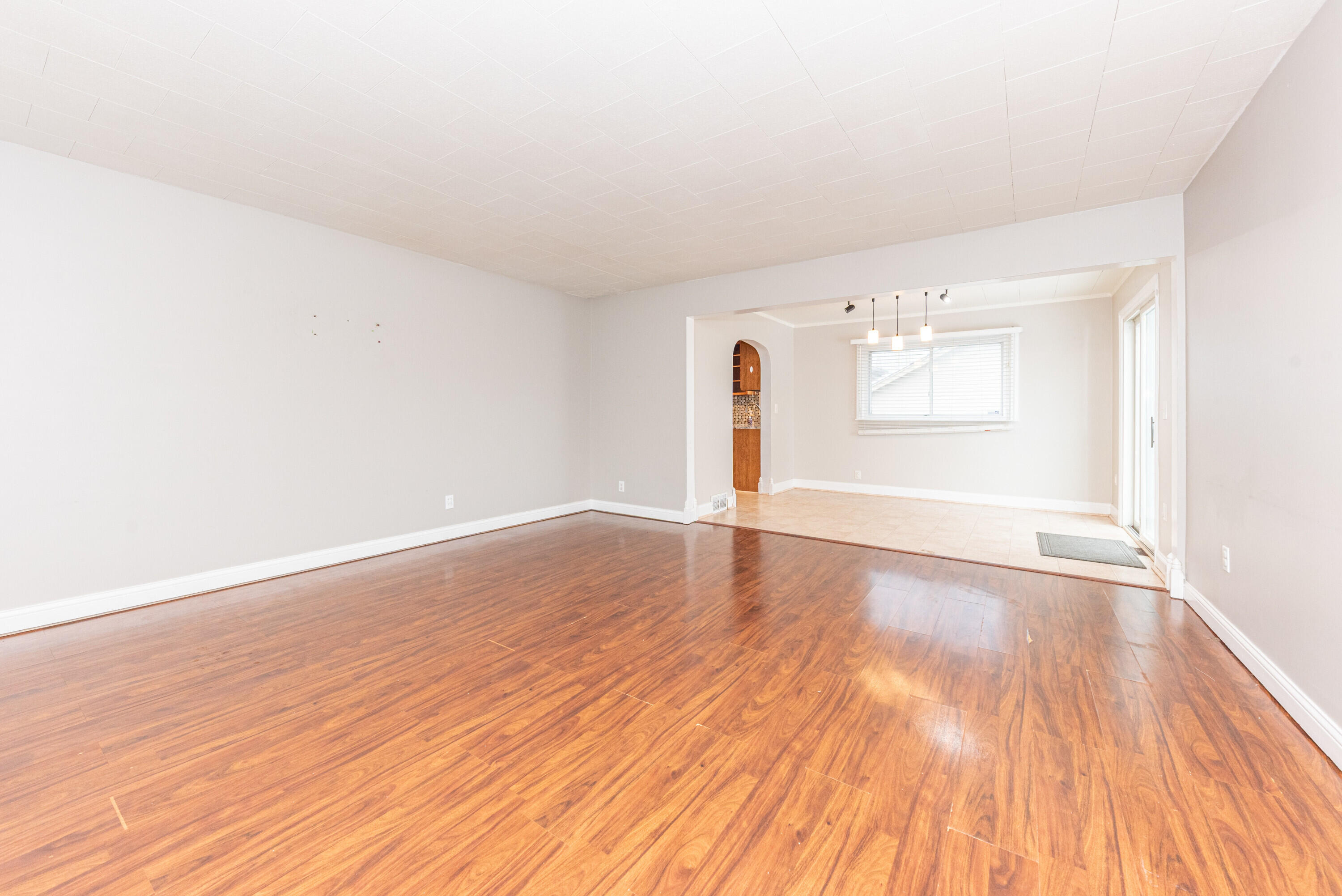 1005 S Wisner Street Property Photo 15
