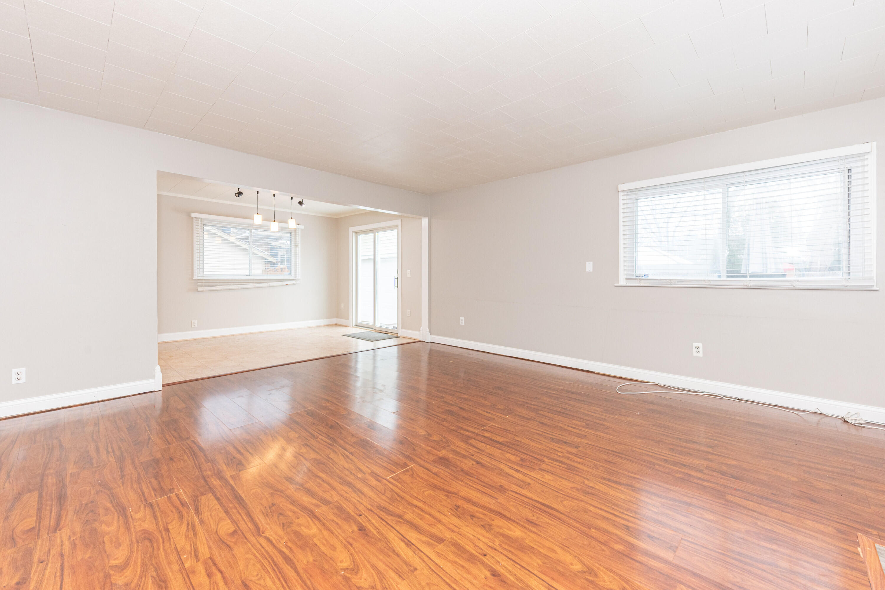 1005 S Wisner Street Property Photo 16