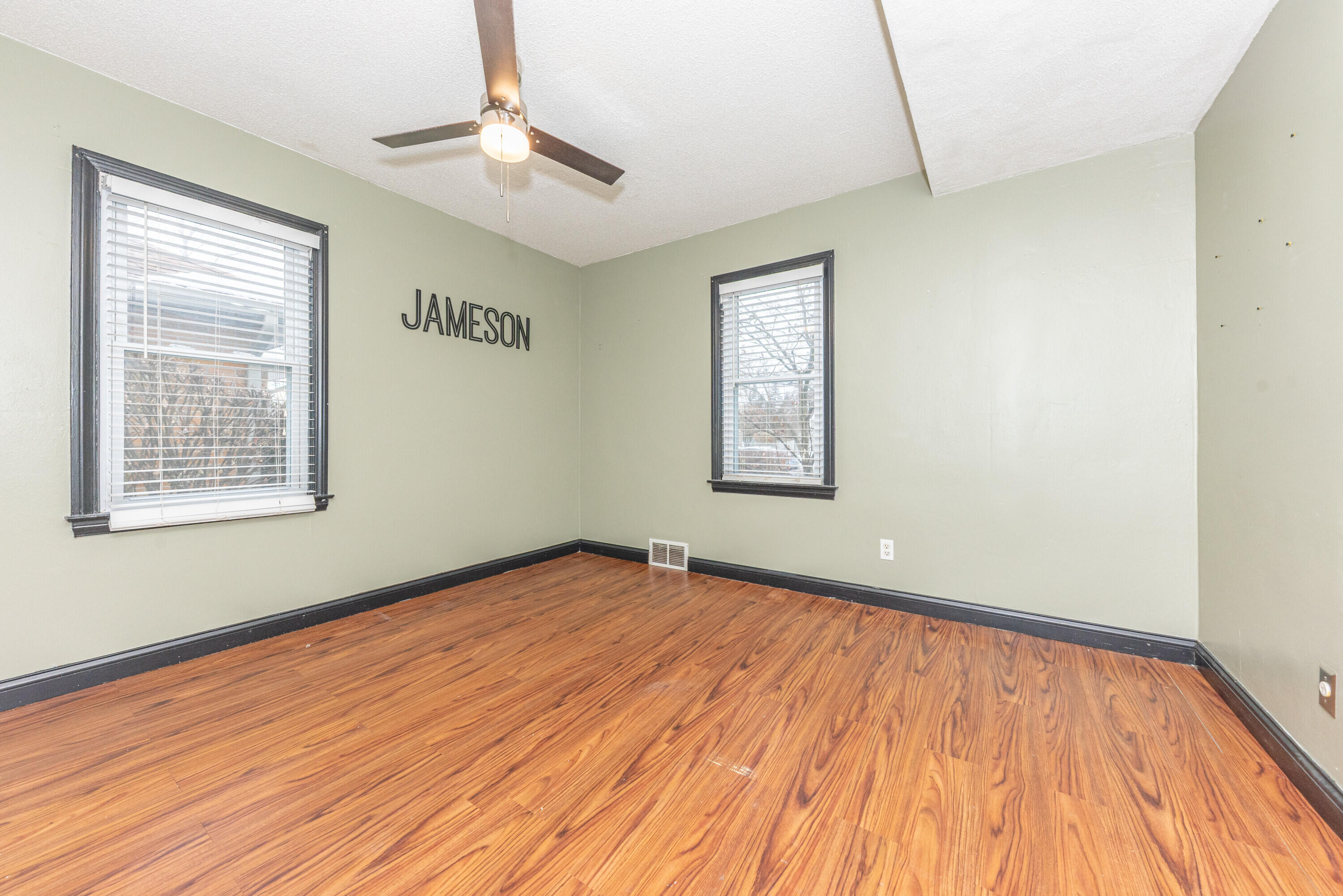 1005 S Wisner Street Property Photo 18