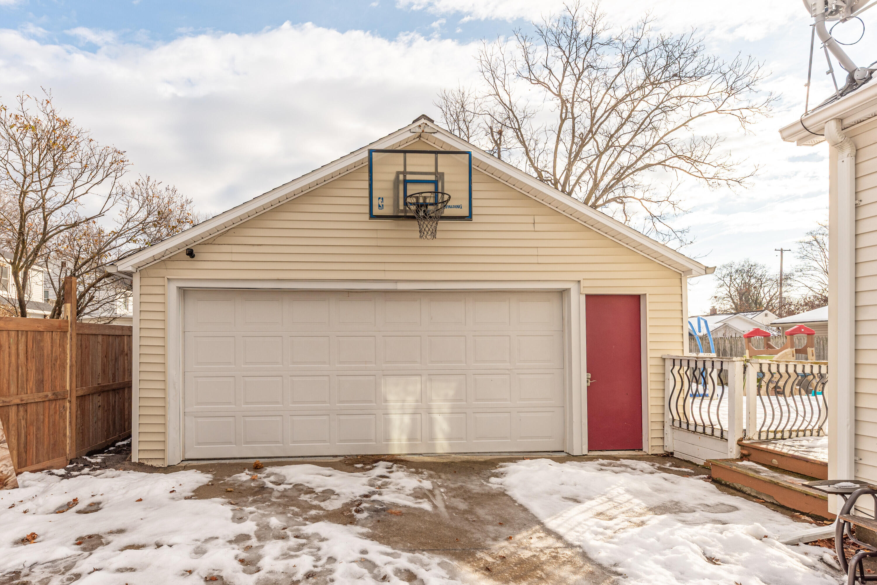 1005 S Wisner Street Property Photo 30