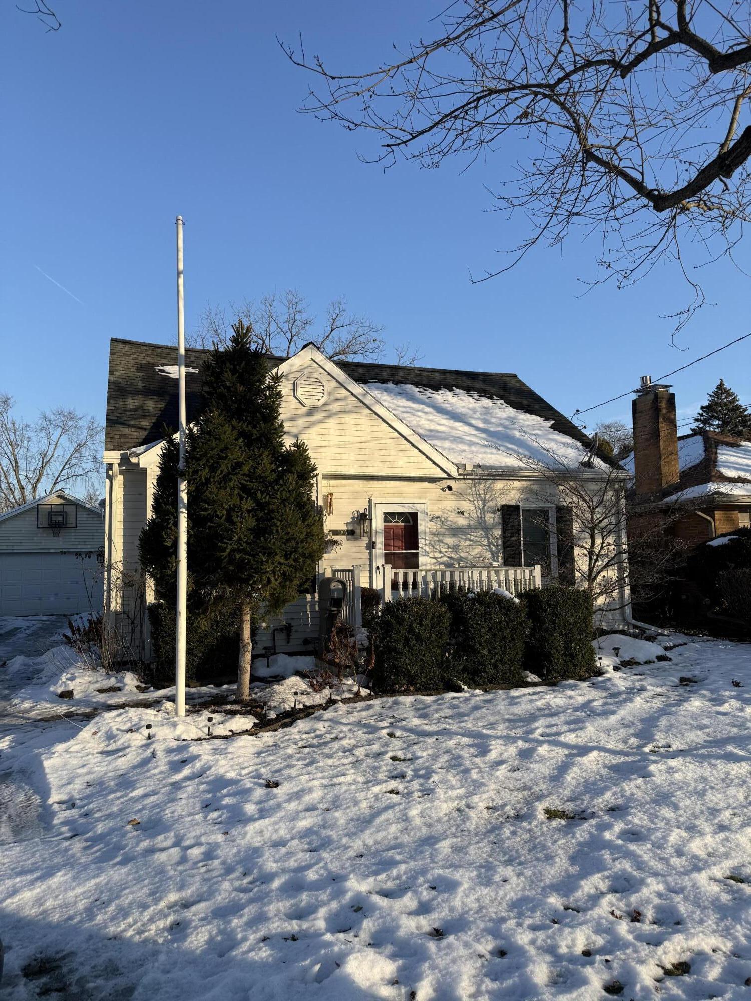 1005 S Wisner Street Property Photo 42