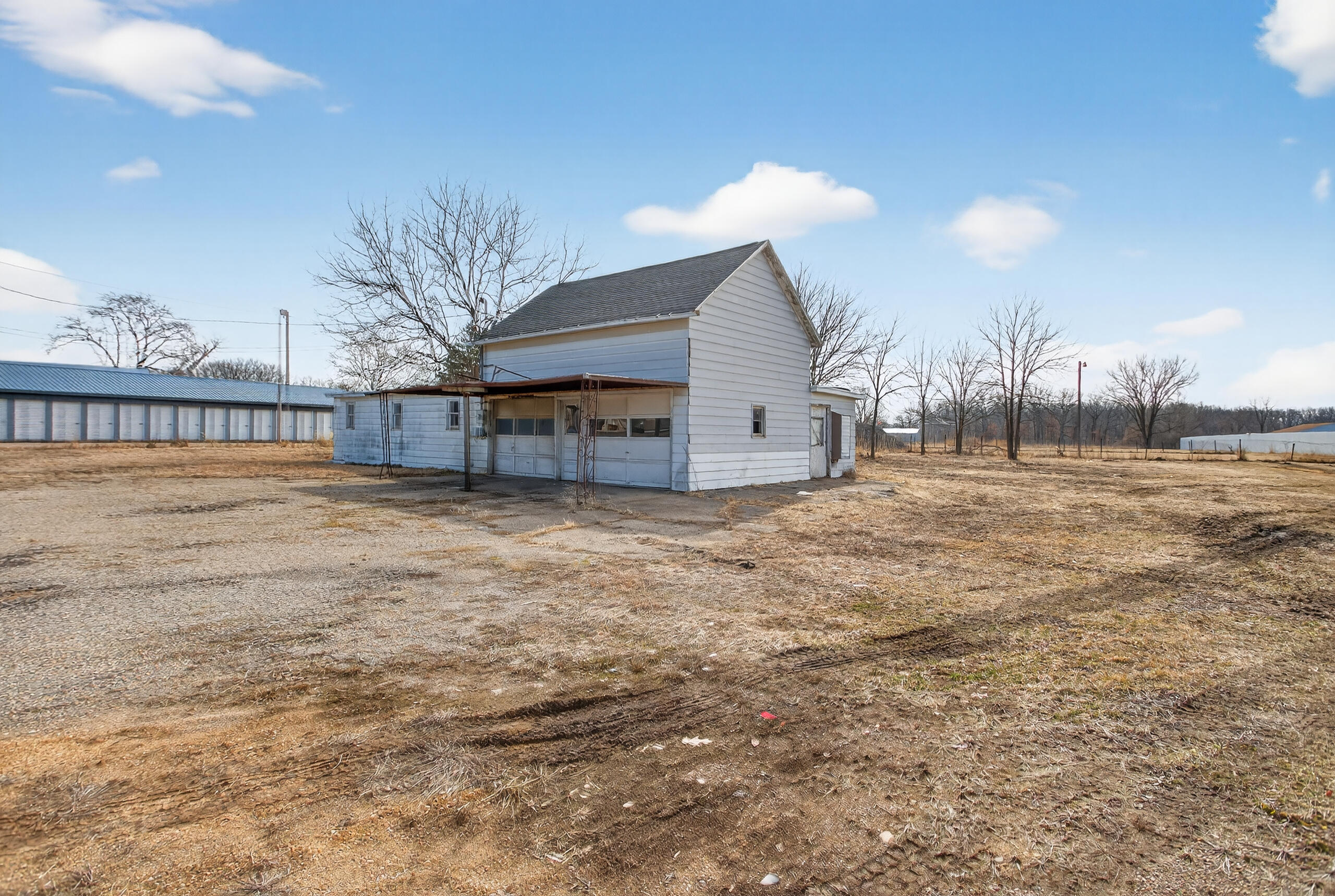 4309 Page Avenue Property Photo 2