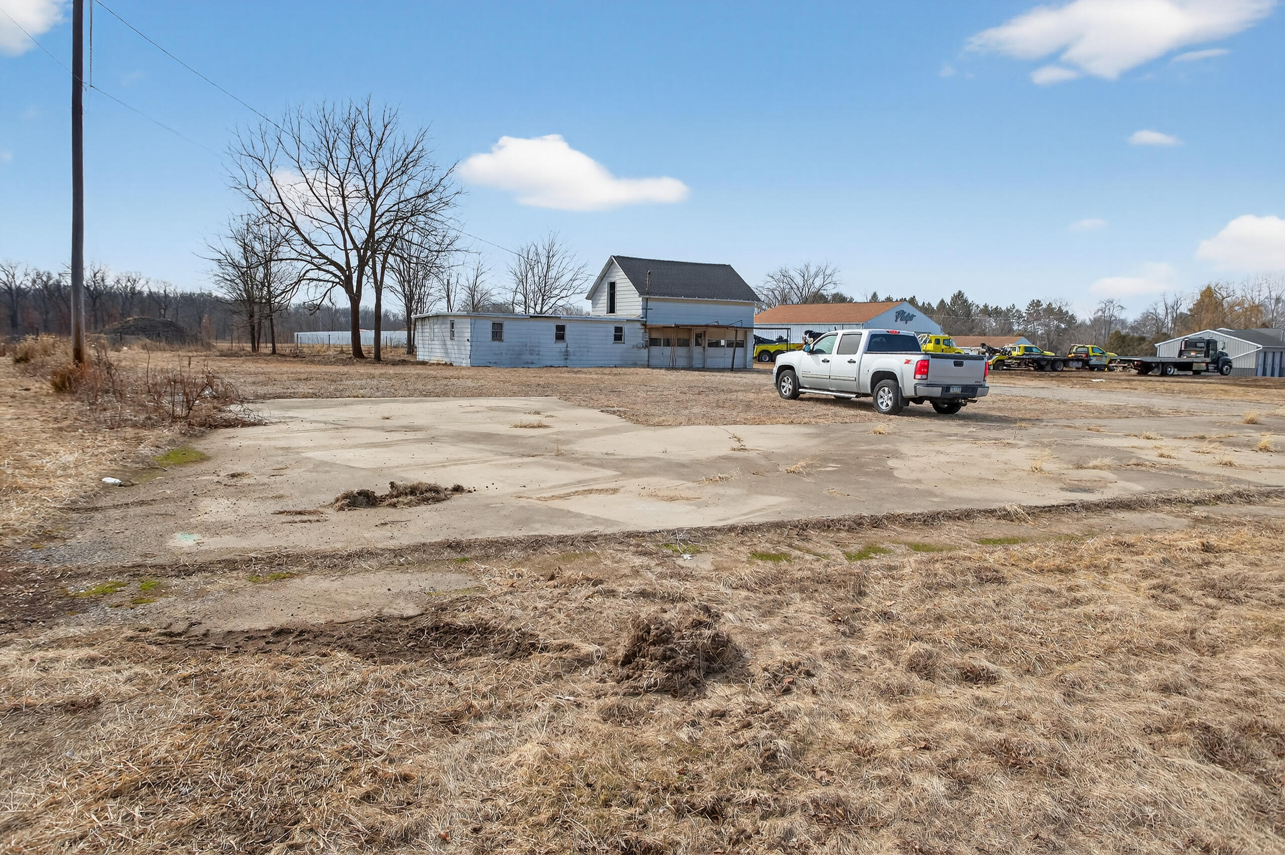 4309 Page Avenue Property Photo 9