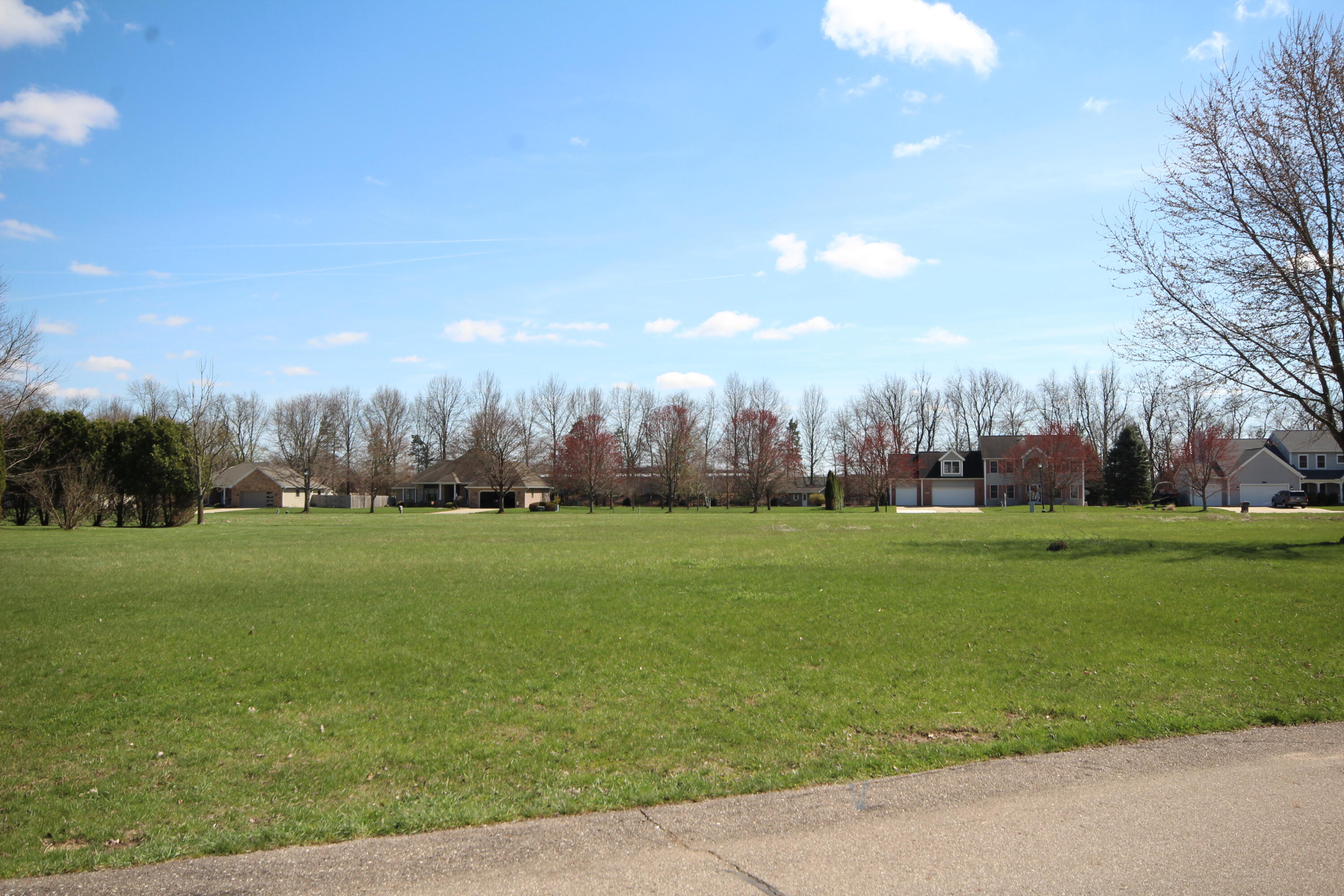 816 Sugar Maple Circle Property Photo 1