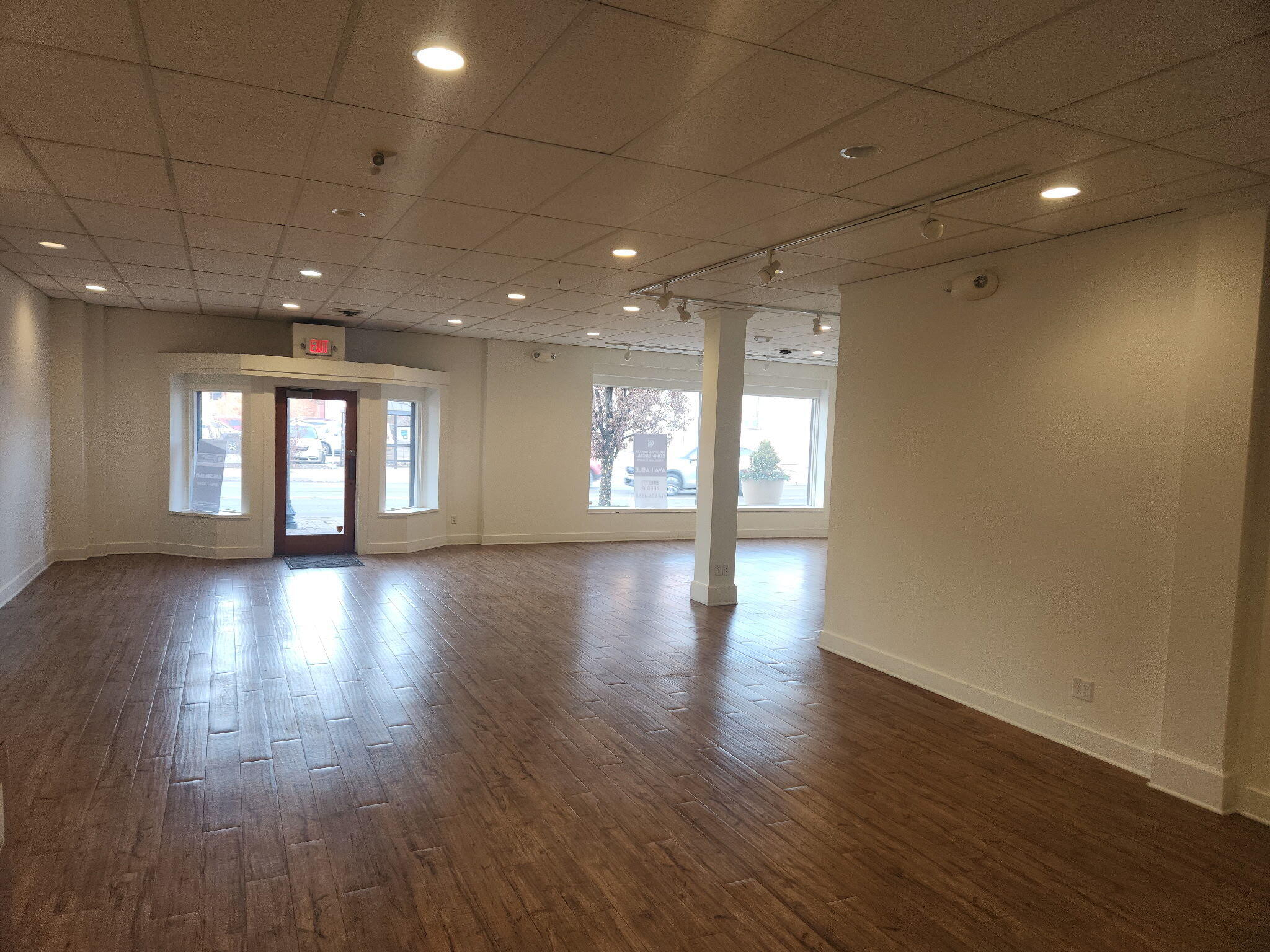224 S River Avenue 1st Floor Property Photo 3