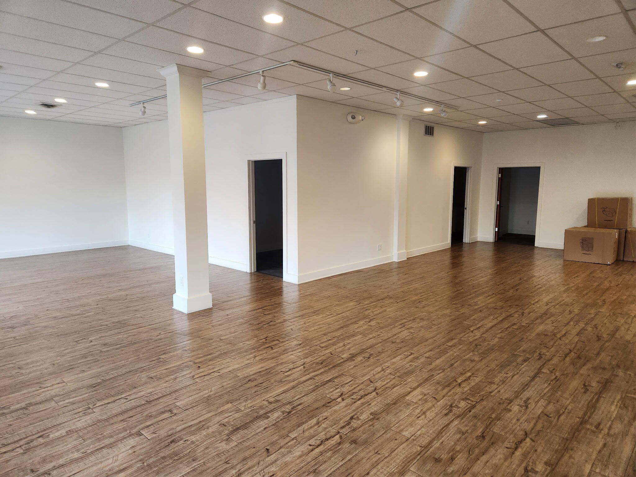 224 S River Avenue 1st Floor Property Photo 5