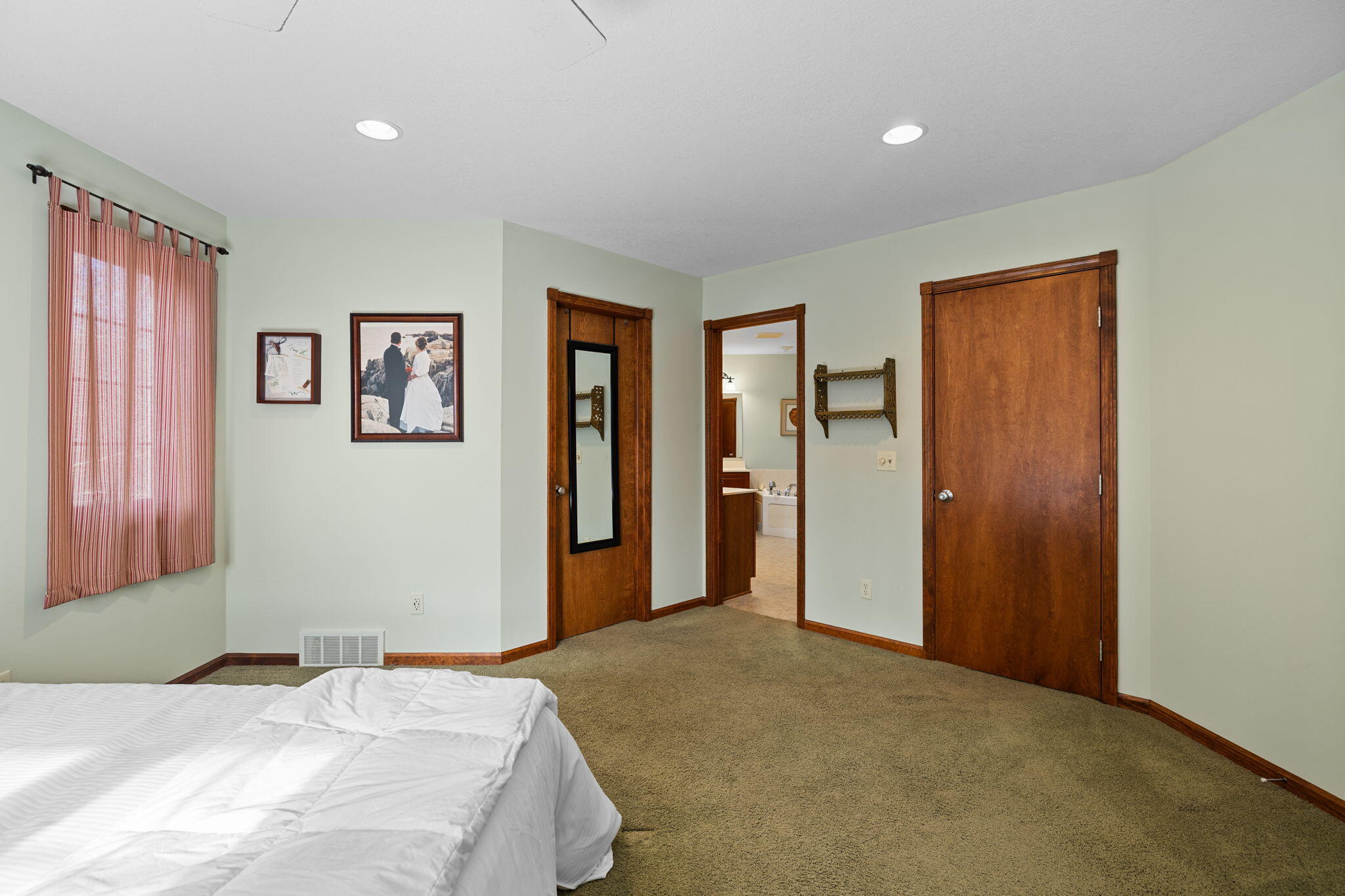15445 Holly Drive Property Photo 12