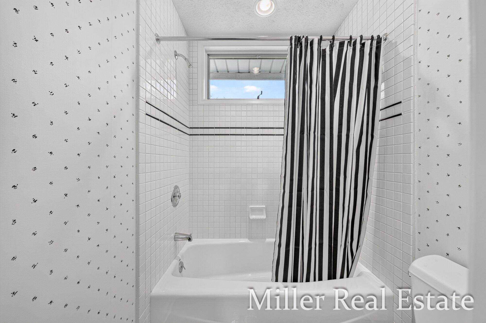 660 Indian Hills Drive Property Photo 41