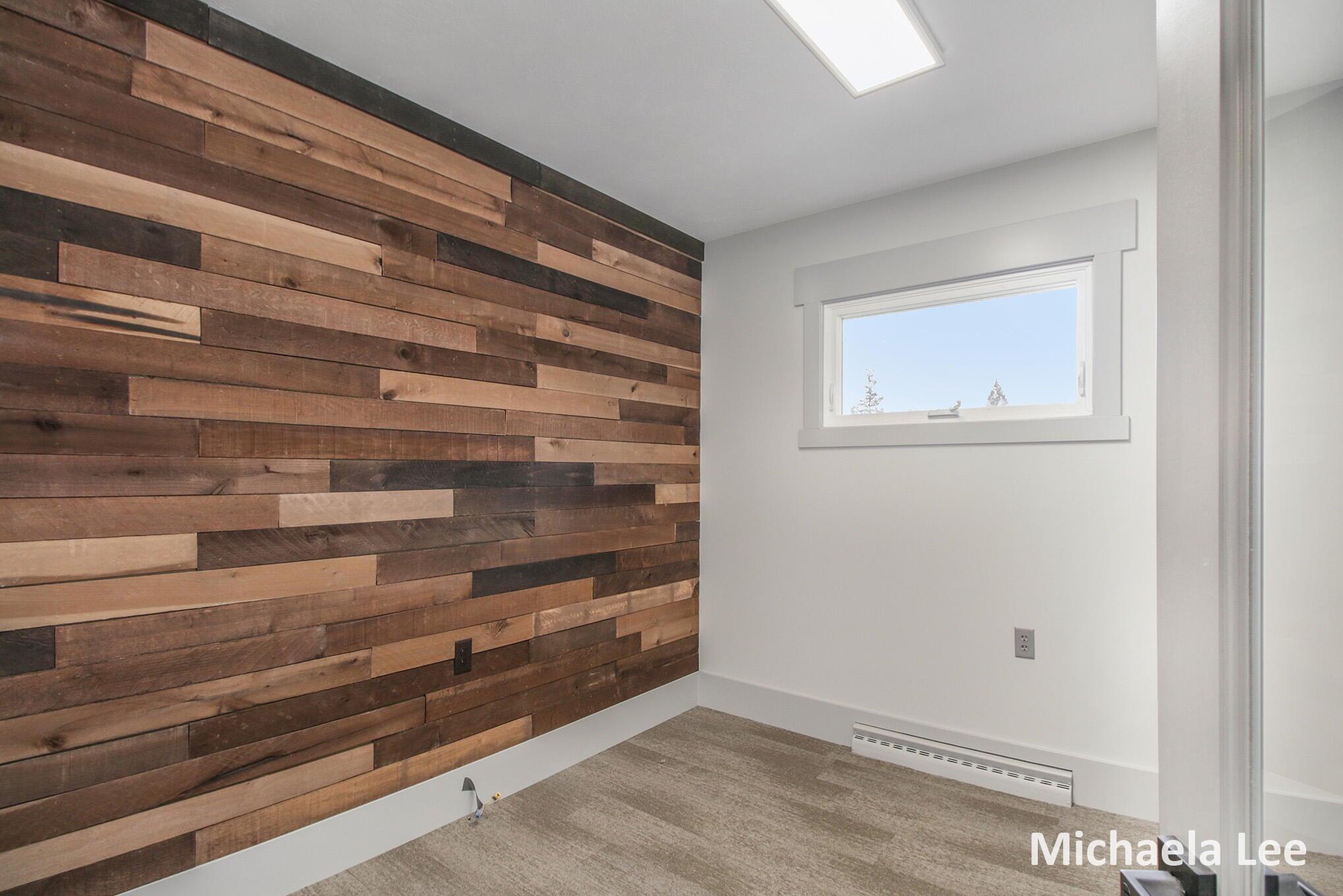 402 Thornton Street Property Photo 8