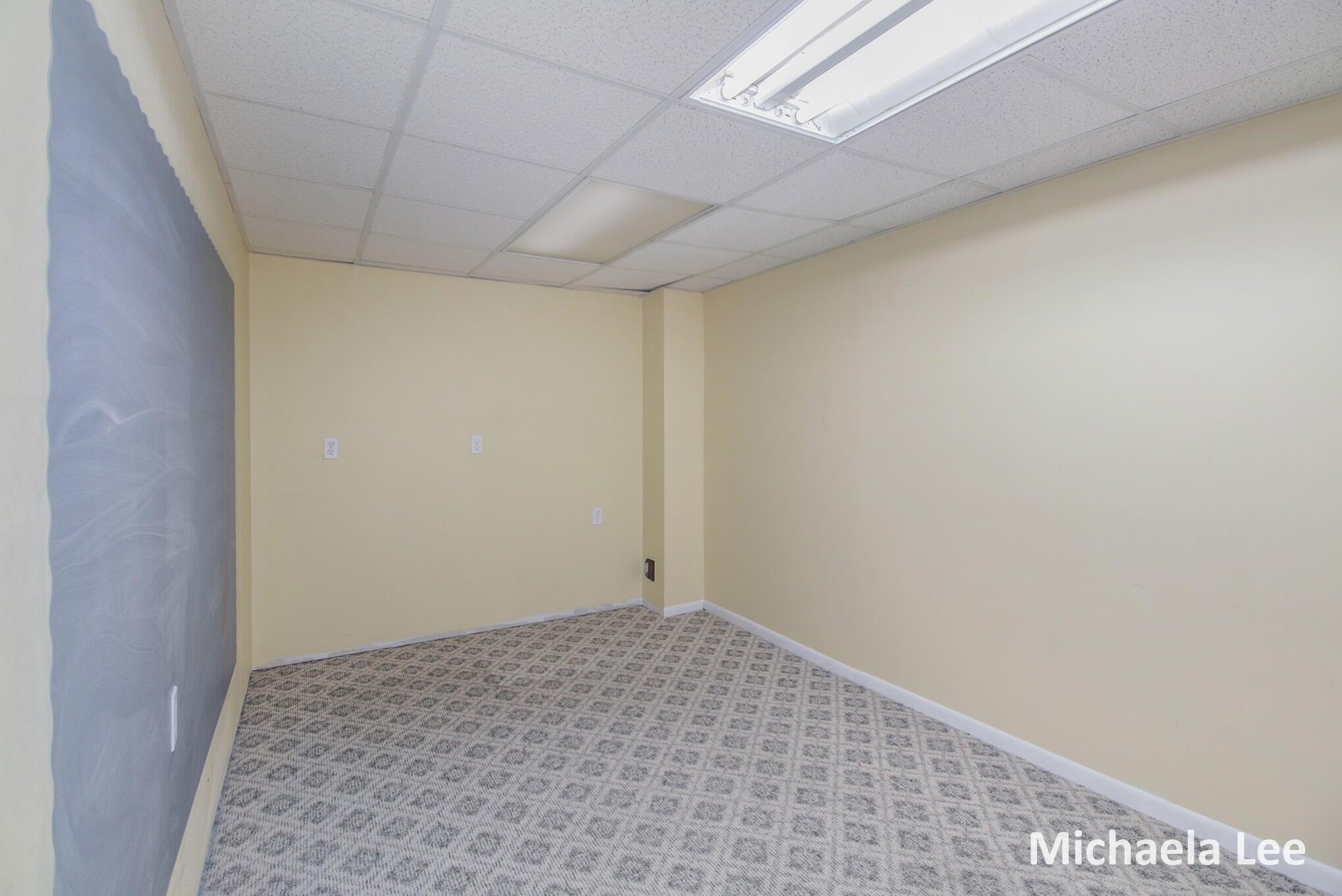 402 Thornton Street Property Photo 16