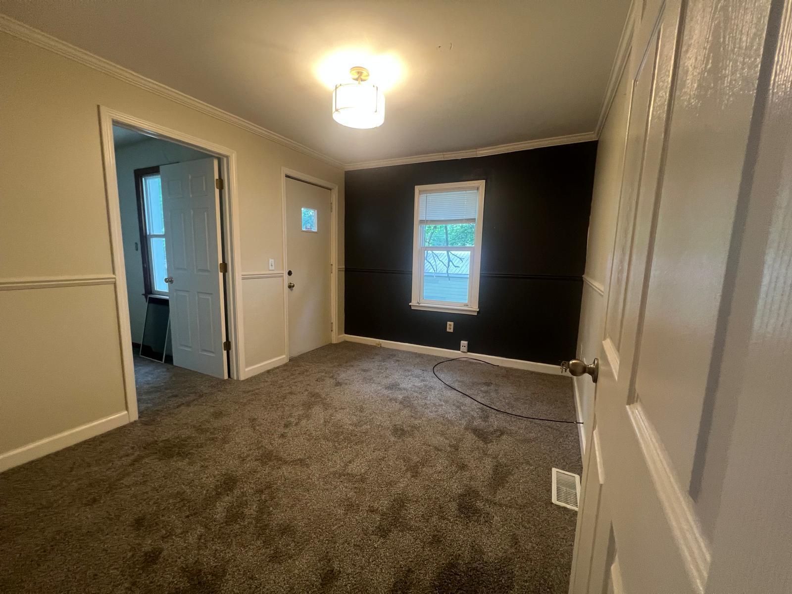 4108 S Cedar Street Property Photo 8