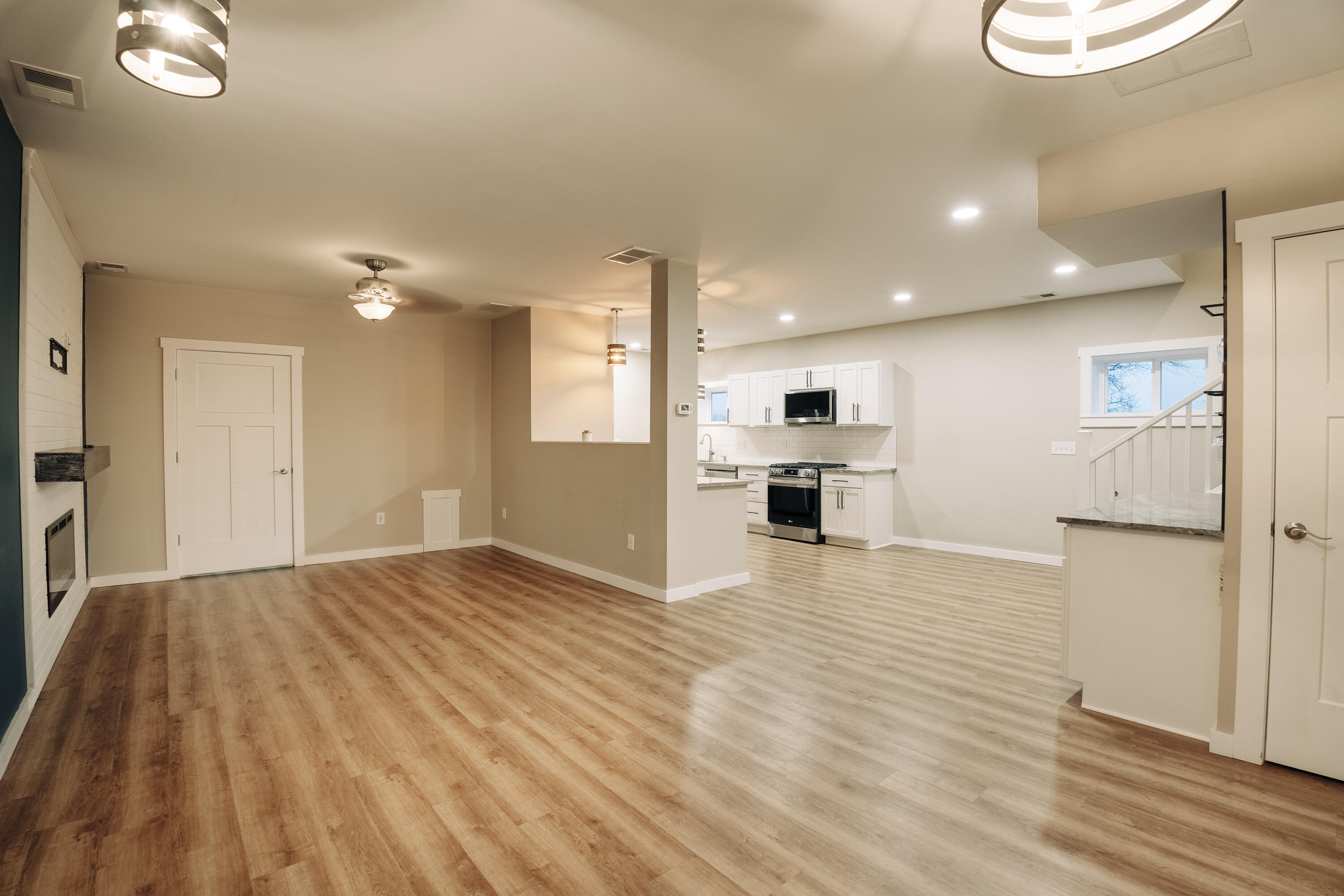 3005 Plank Road Property Photo 8
