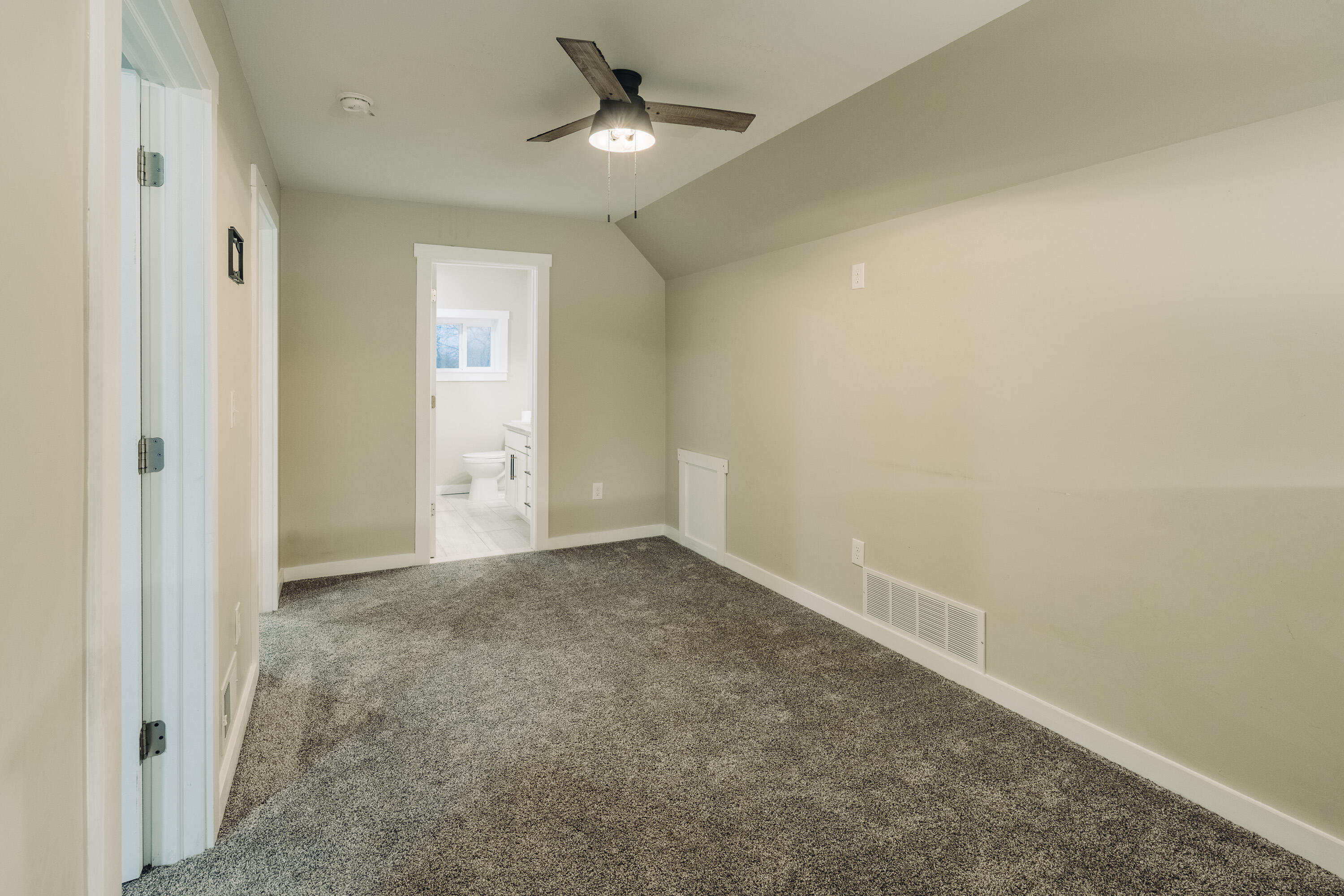 3005 Plank Road Property Photo 24