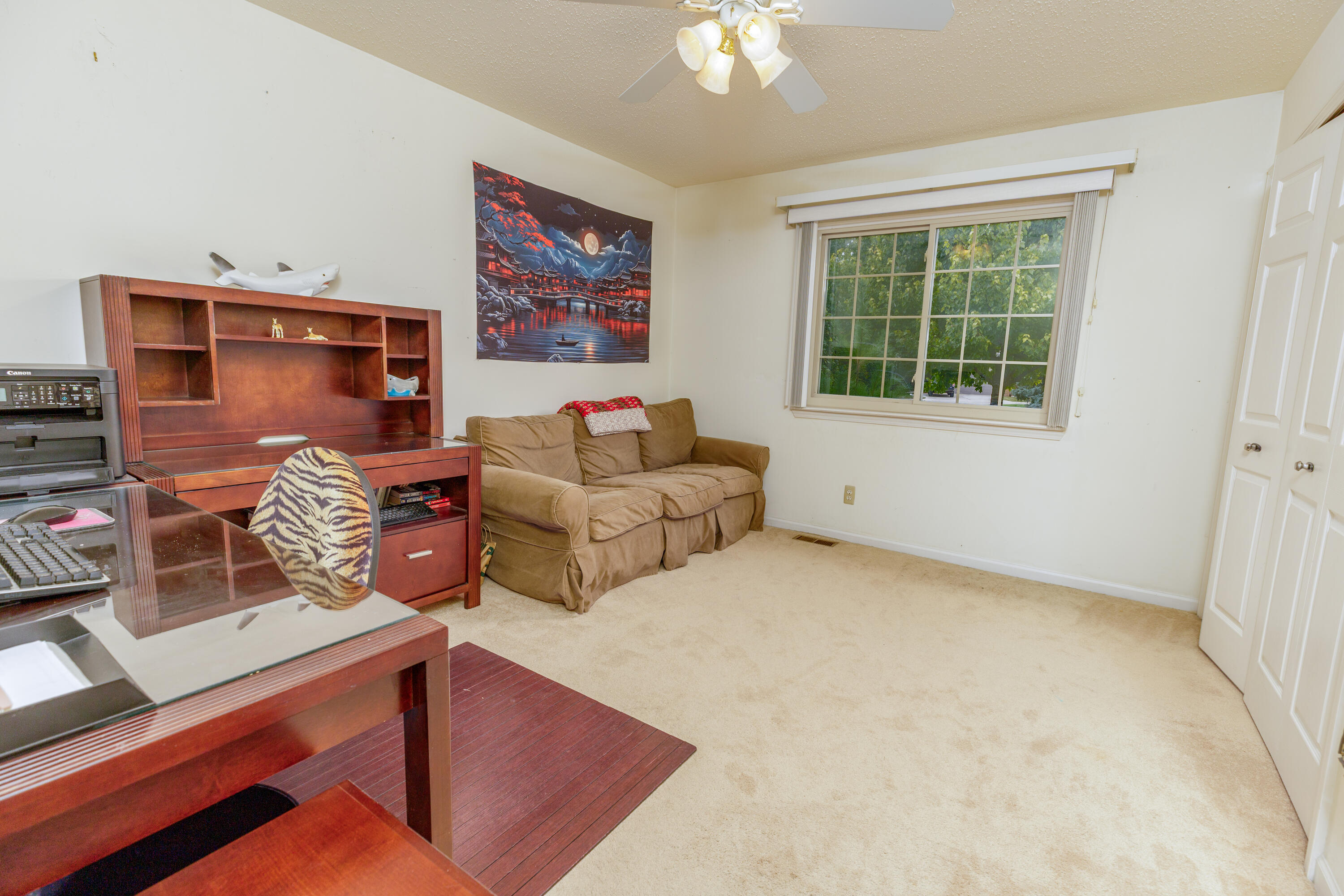 40049 Rolling Green Court Property Photo 18