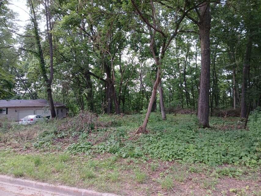 1272 Westlake Woods Drive Property Photo 3