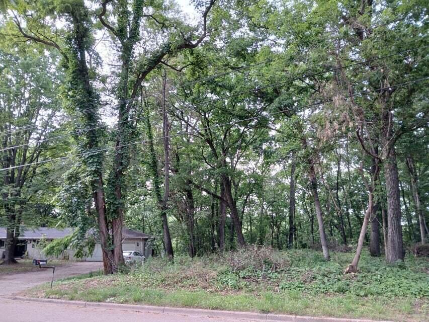 1272 Westlake Woods Drive Property Photo 5