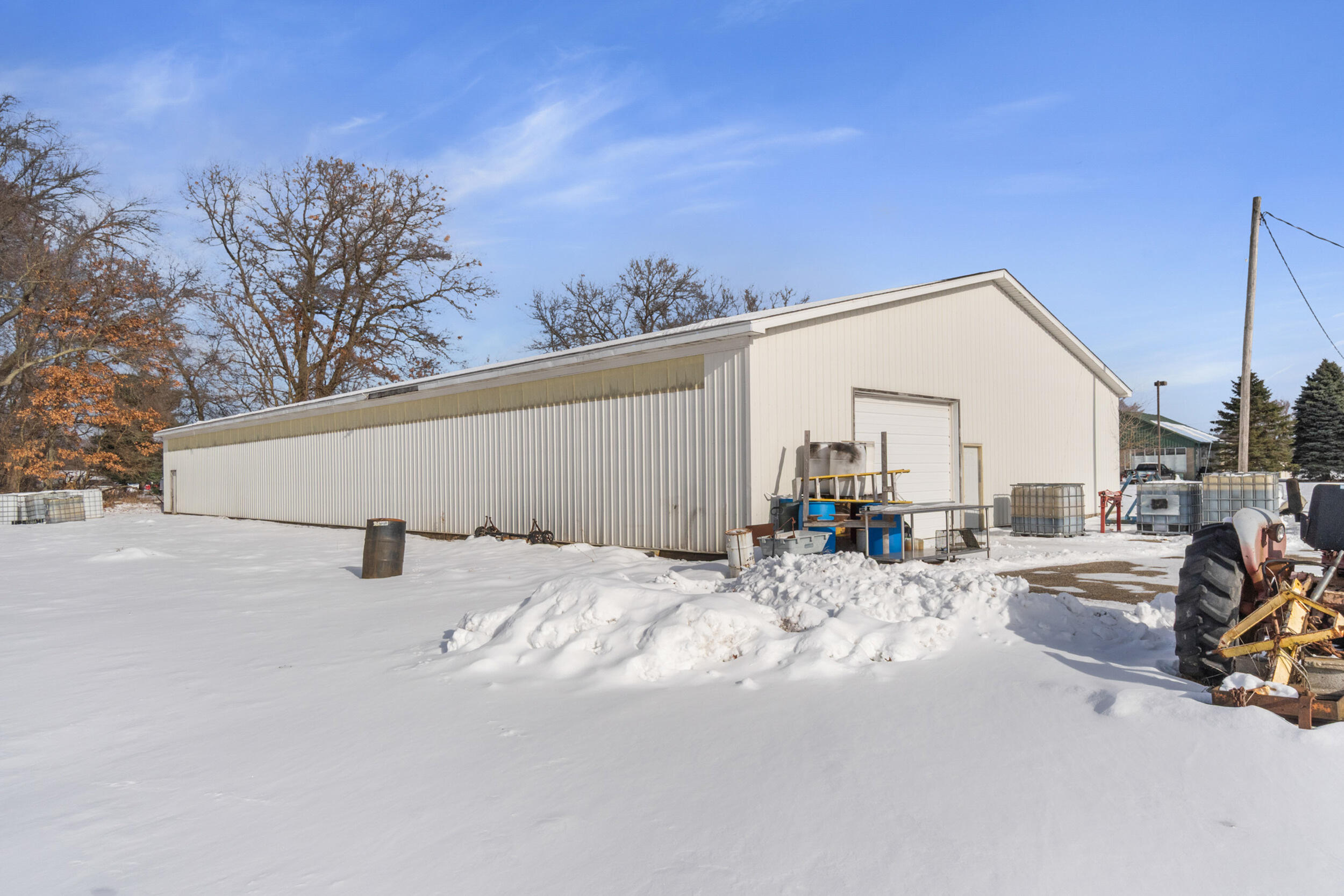 5010 S M-106 Property Photo 27