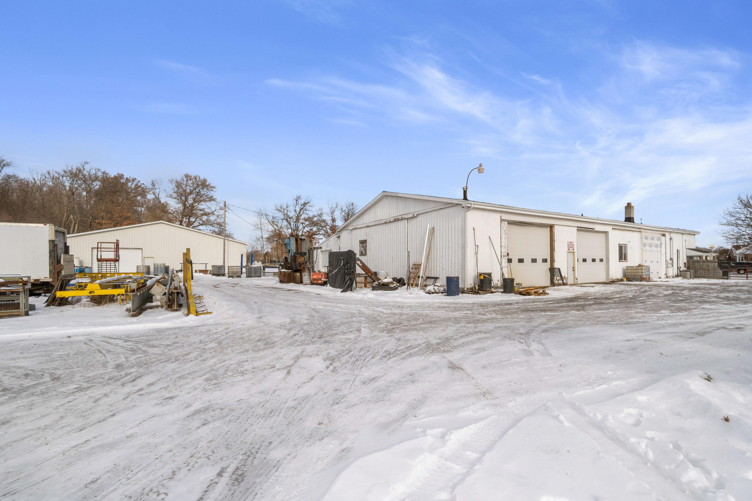 5010 S M-106 Property Photo 28
