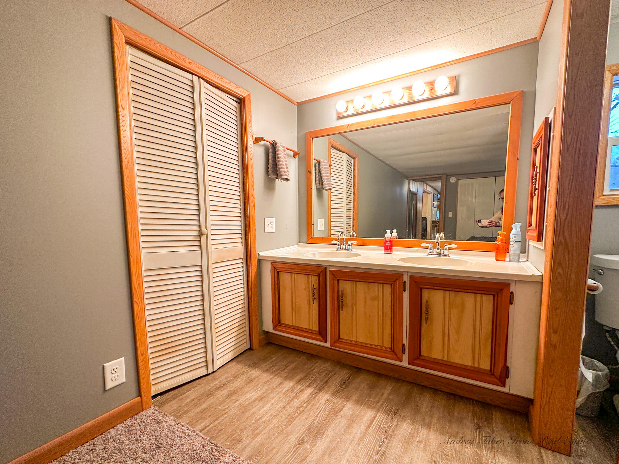 8933 E M 20 Property Photo 24