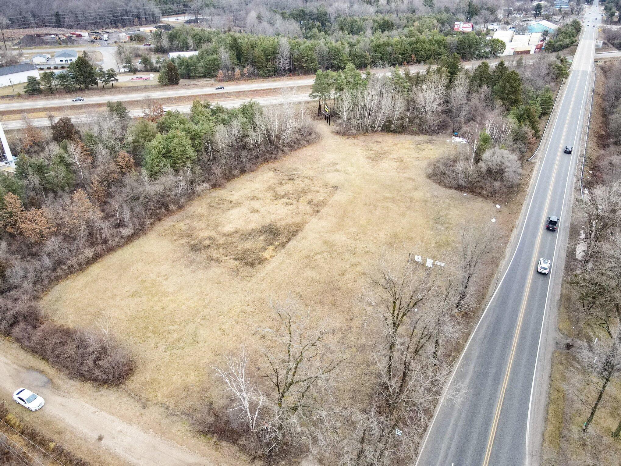Vl E Sternberg Road Property Photo 8