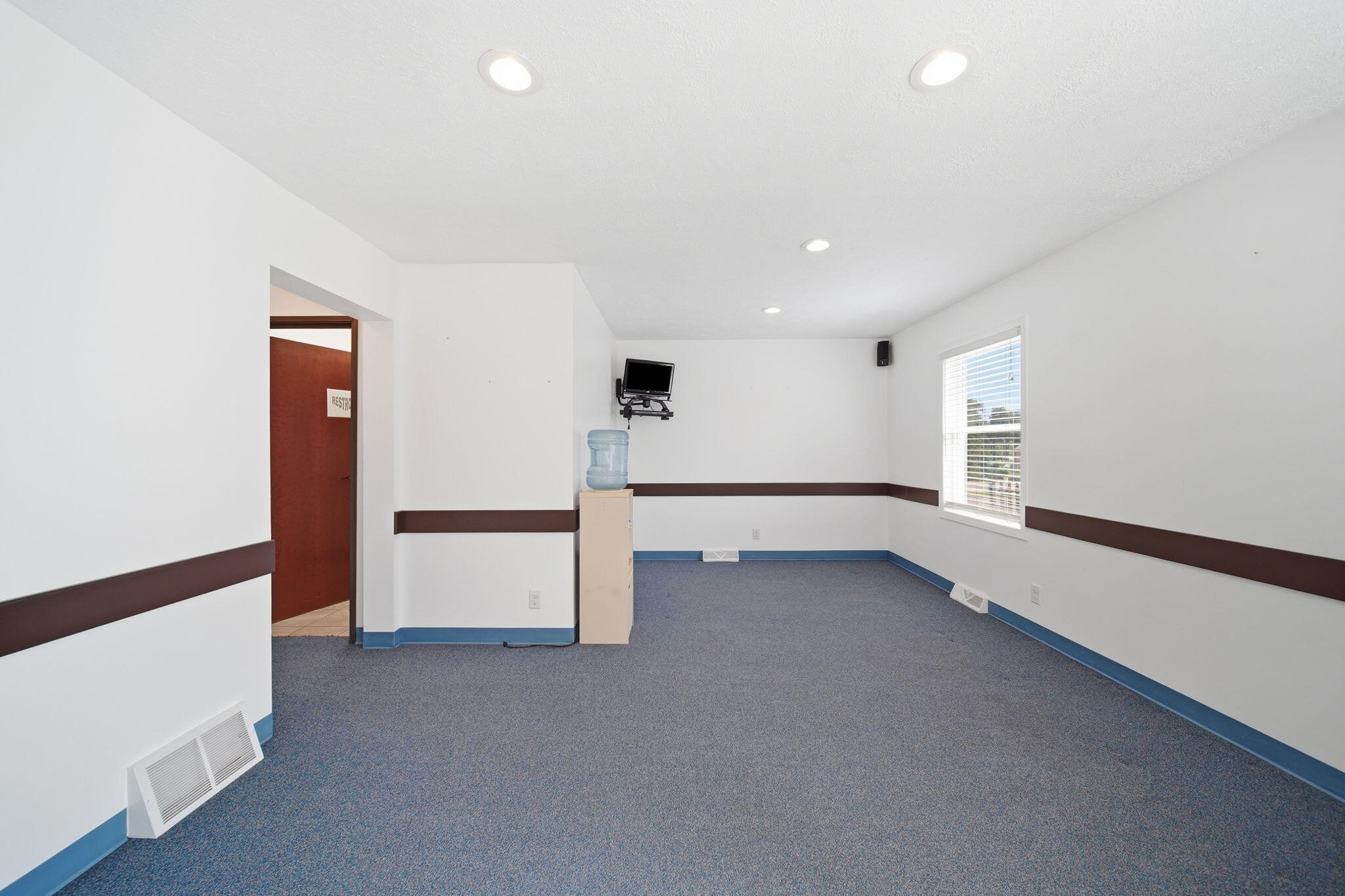 3165 County Farm Road Property Photo 8