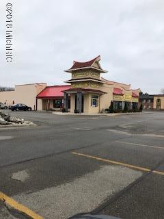 442 E 32nd Street Property Photo 2